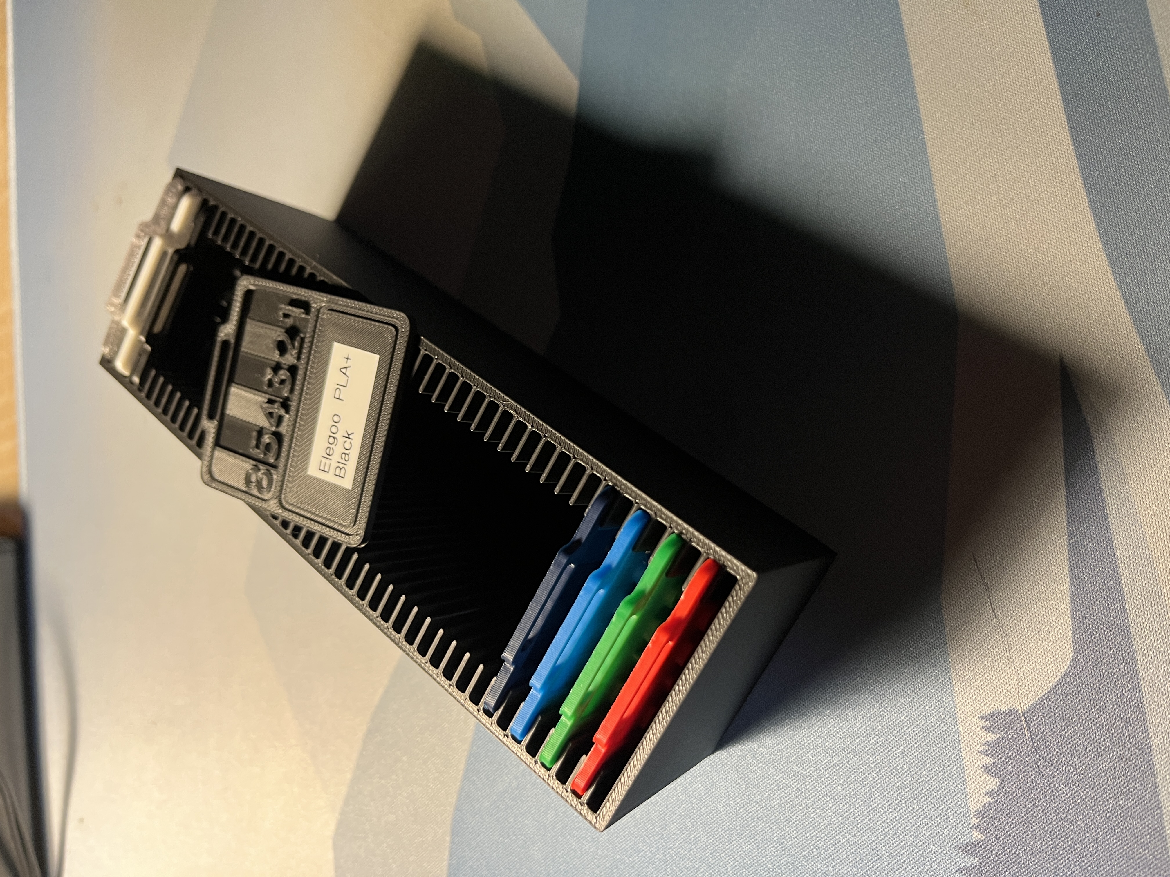 Swatch Organizer for Hangable Filament Swatches With Transluncency Test