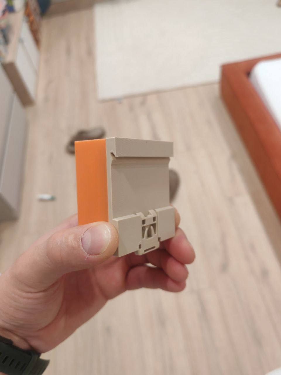 Din rail mounting part