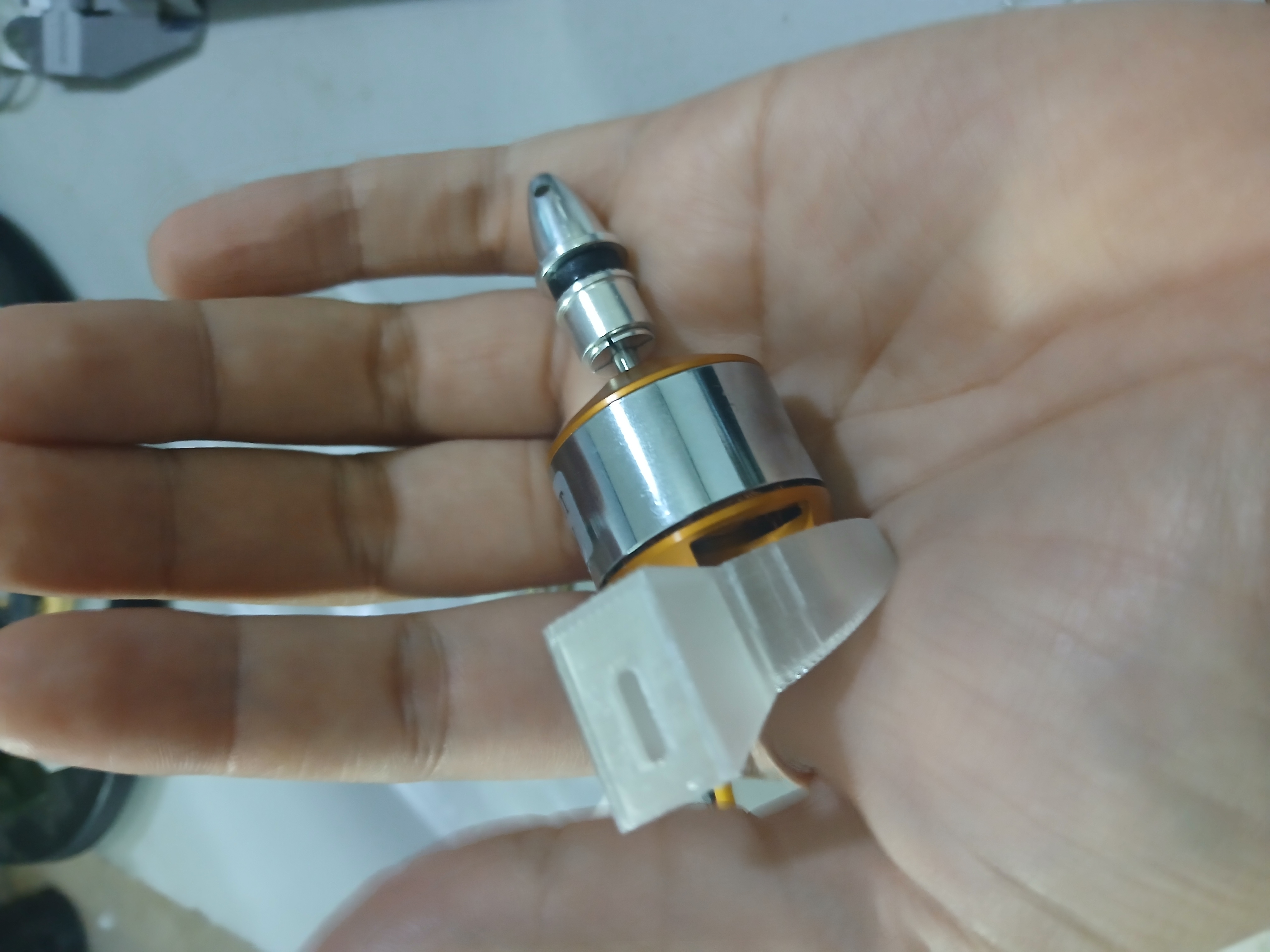 Brushless Motor Mount for R/C Airplanes