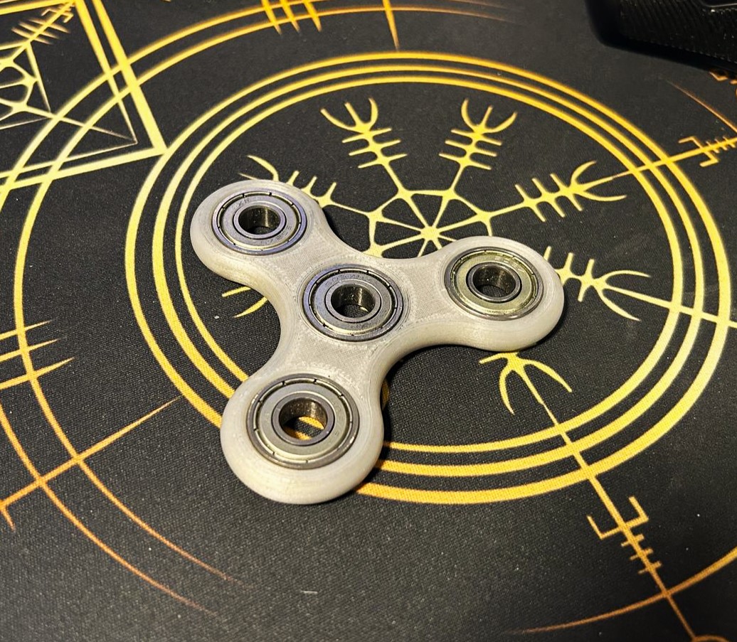 Fidget Spinner 3D model by Surtr3D