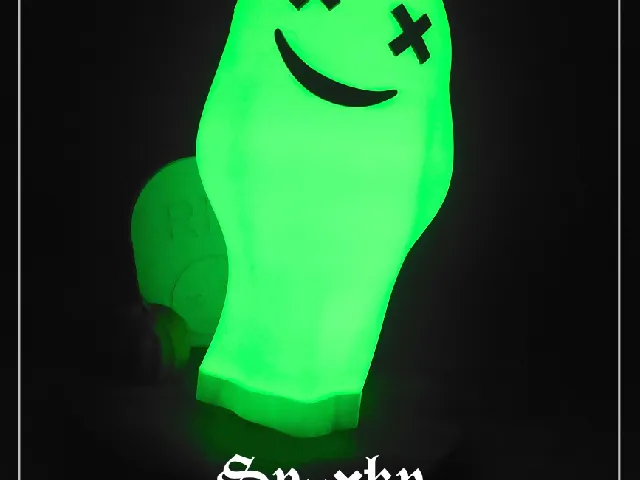 Spooky Halloween Ghost Lamp