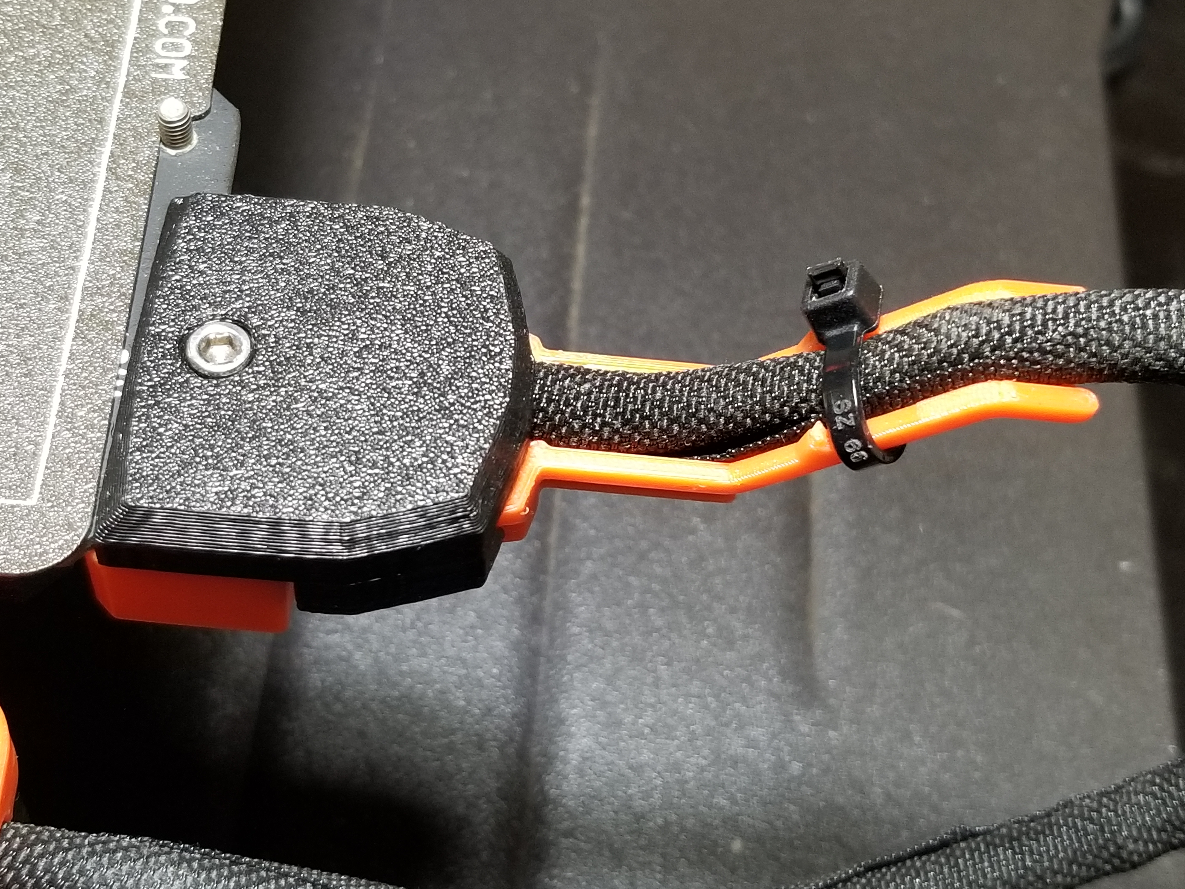 Prusa Mini+ Heater Cable Lower Cover Remix. Added Extended/Elevated Cable Support