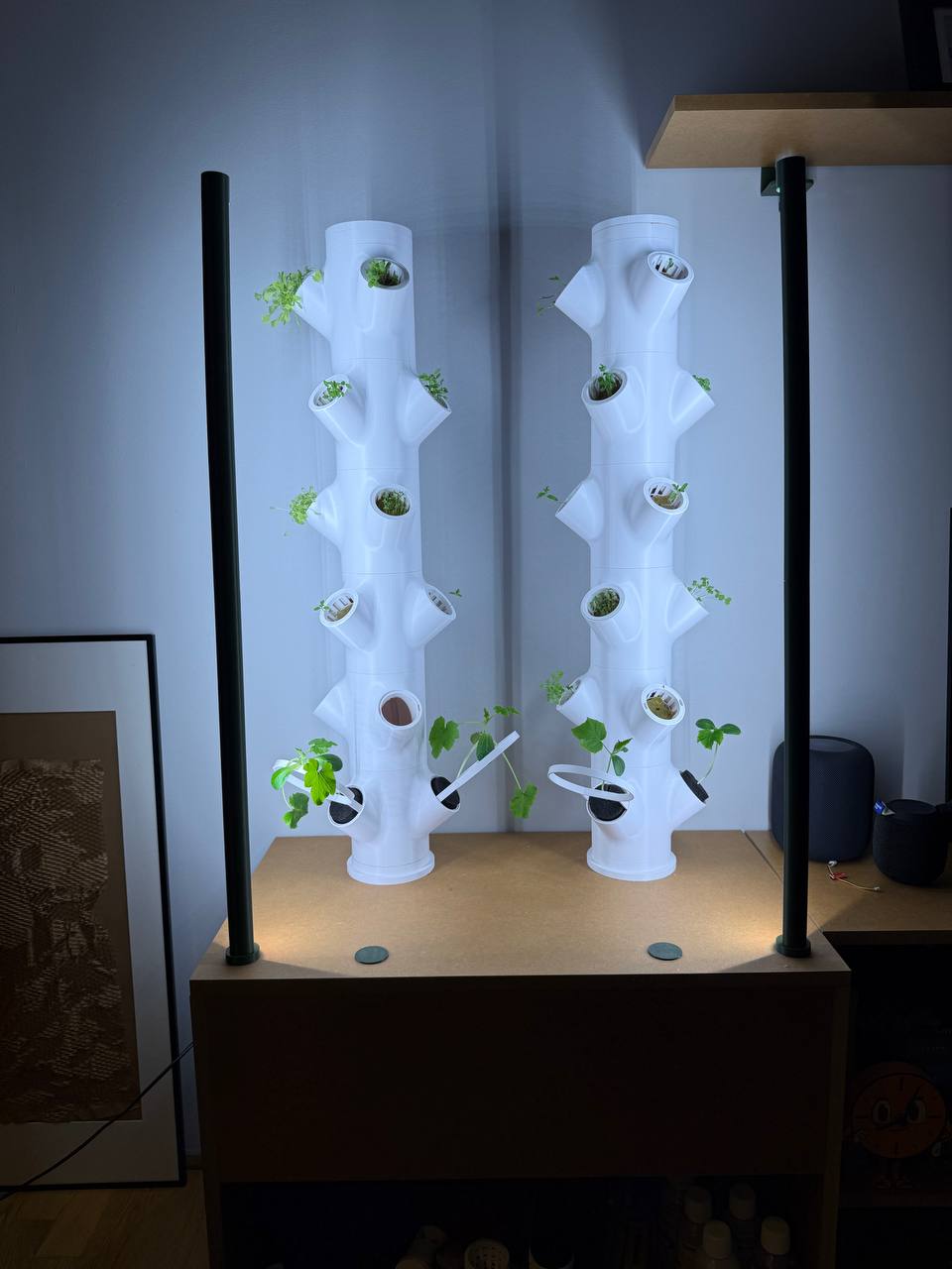 smart modular hydroponic tower