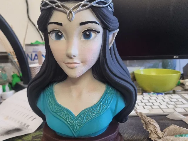 Arwen bust