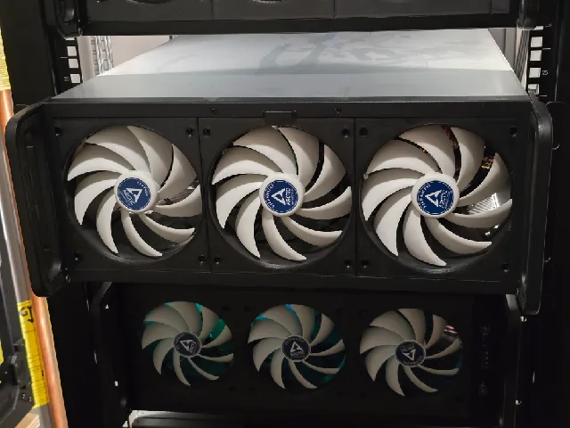 Rosewill 4000 140mm Fan Mounts (140x3)