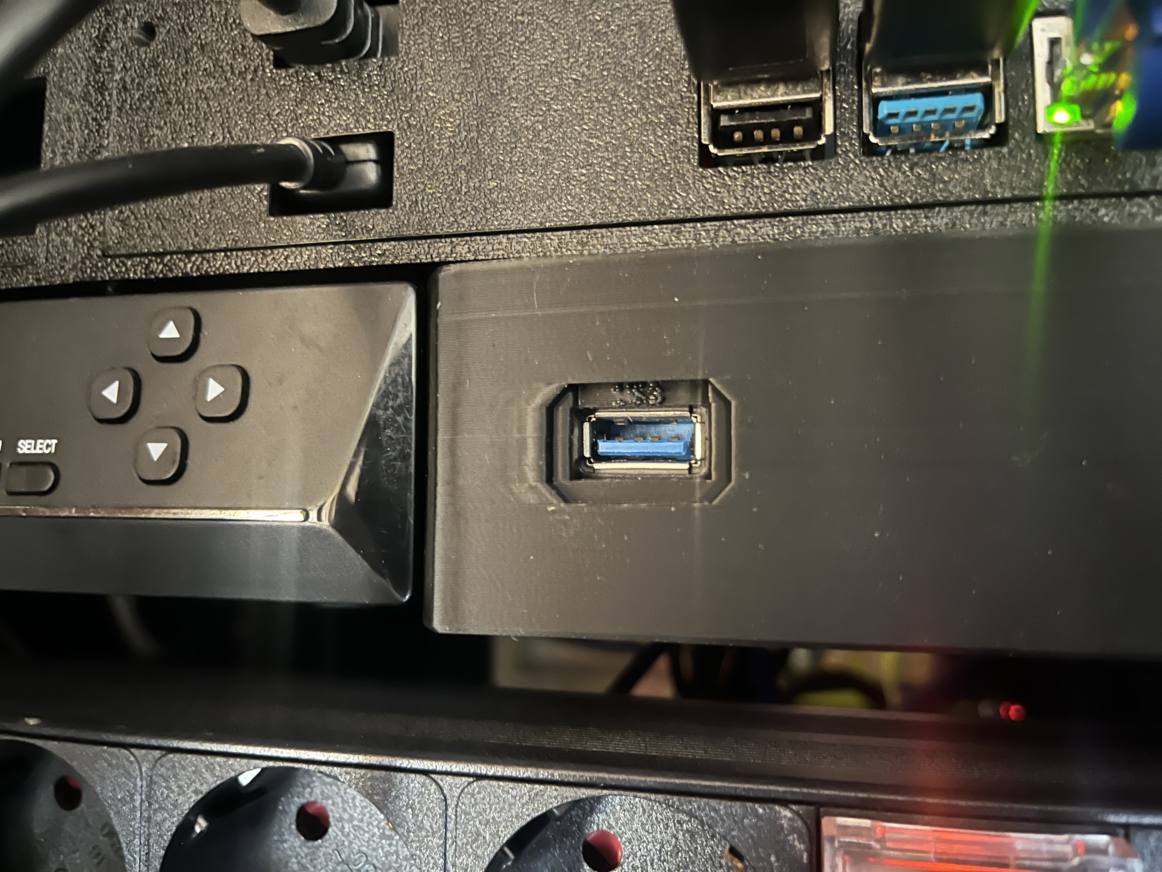 Reolink NVR Rack Bracket with USB