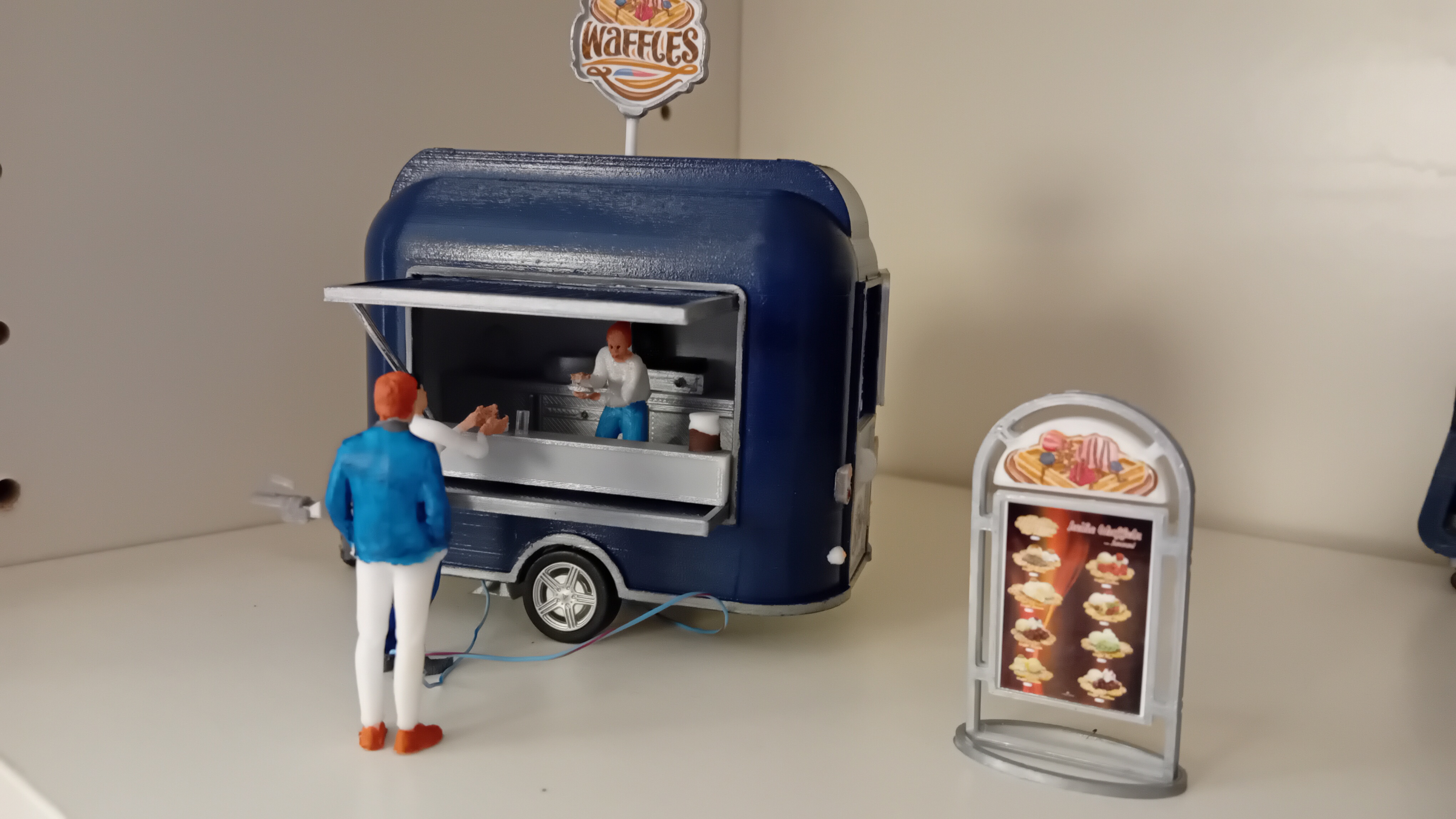 Waffel Verkaufs Anhänger  1:43