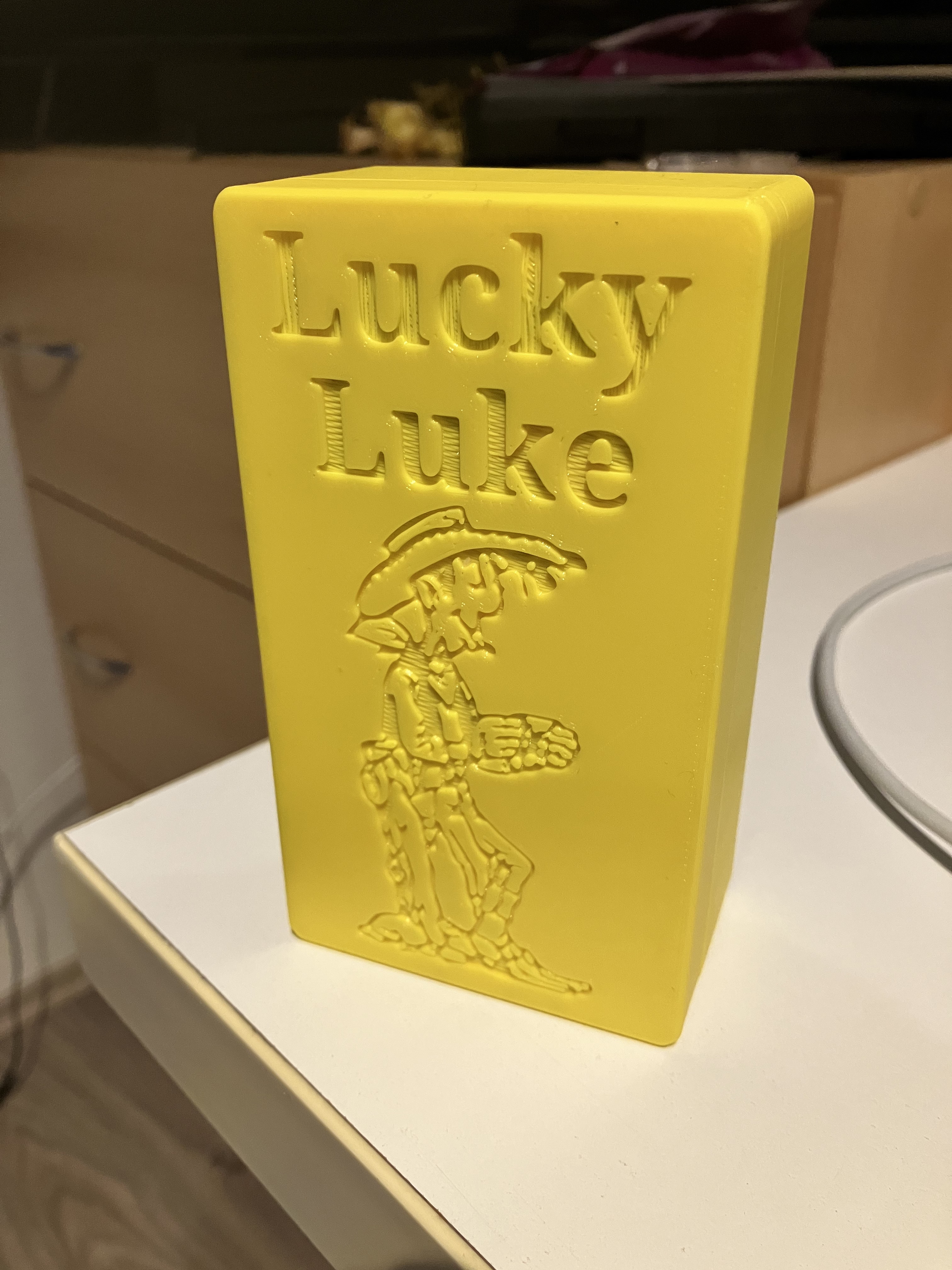 Lucky luke card game box