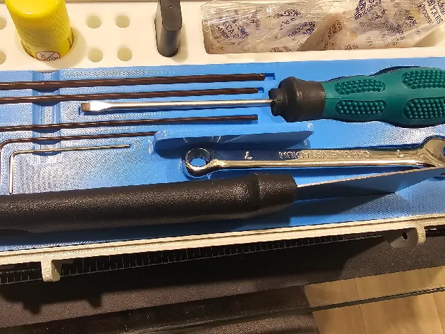 Tool tray and bottom tray for Q2