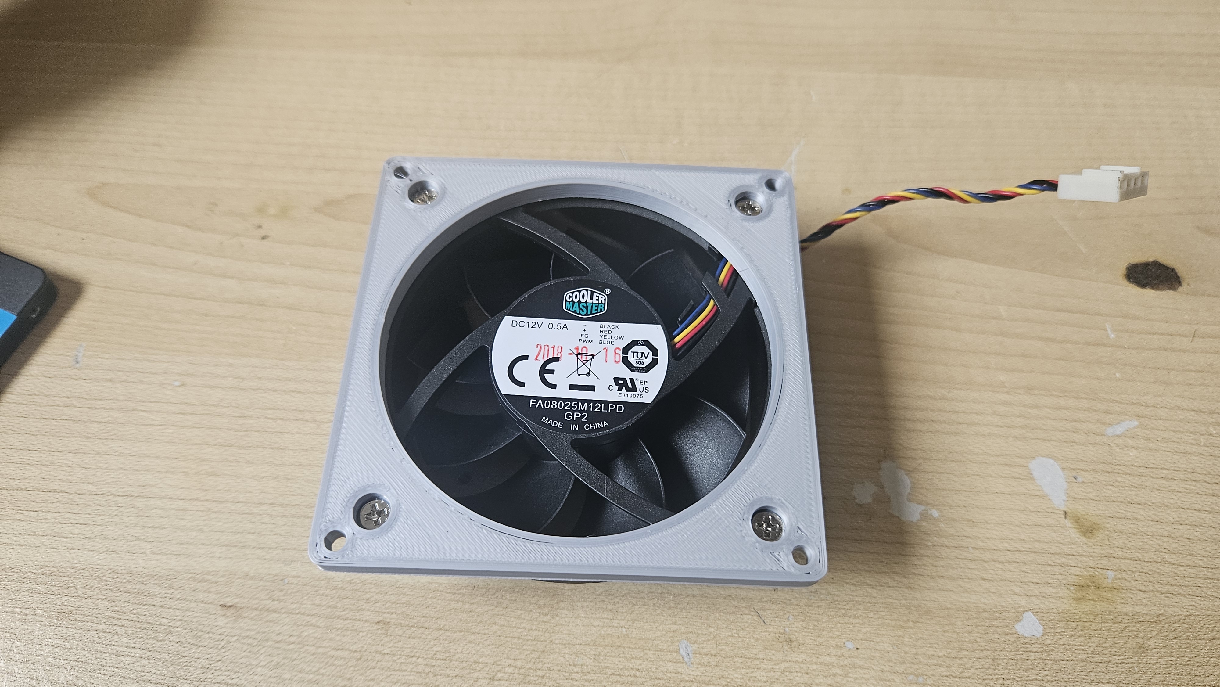 80mm PC Fan to 92mm Mounting Plate / Adapter