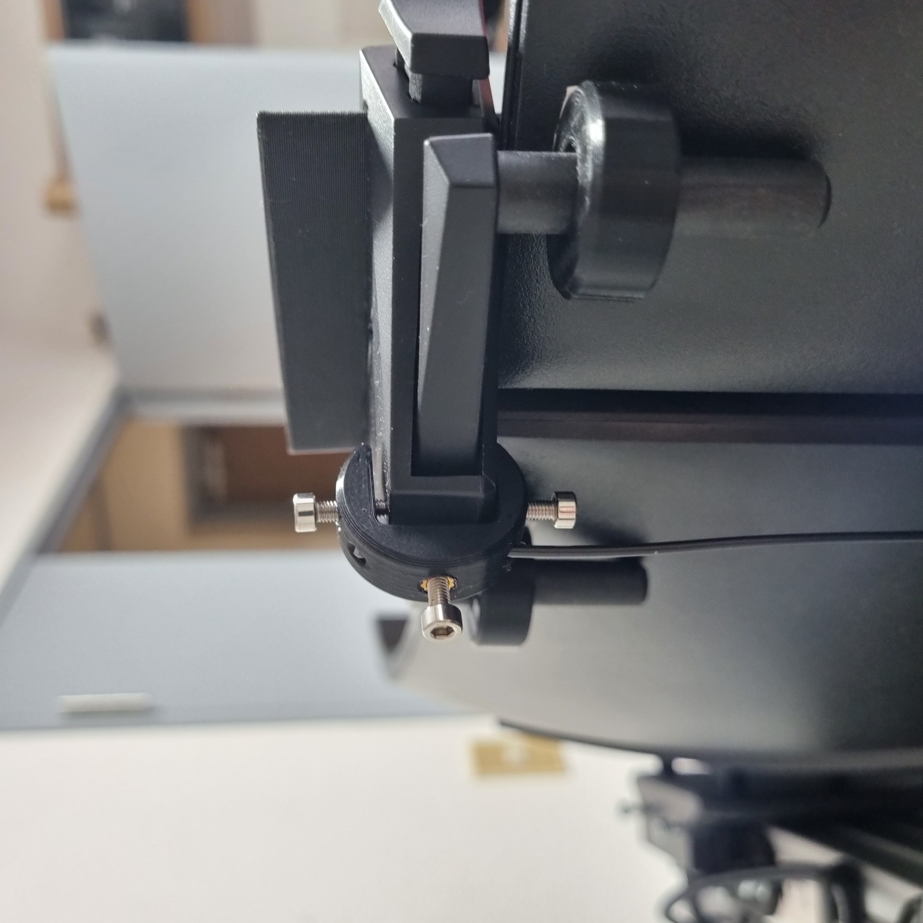 ASUS Bezel Free Kit Tensionstrap
