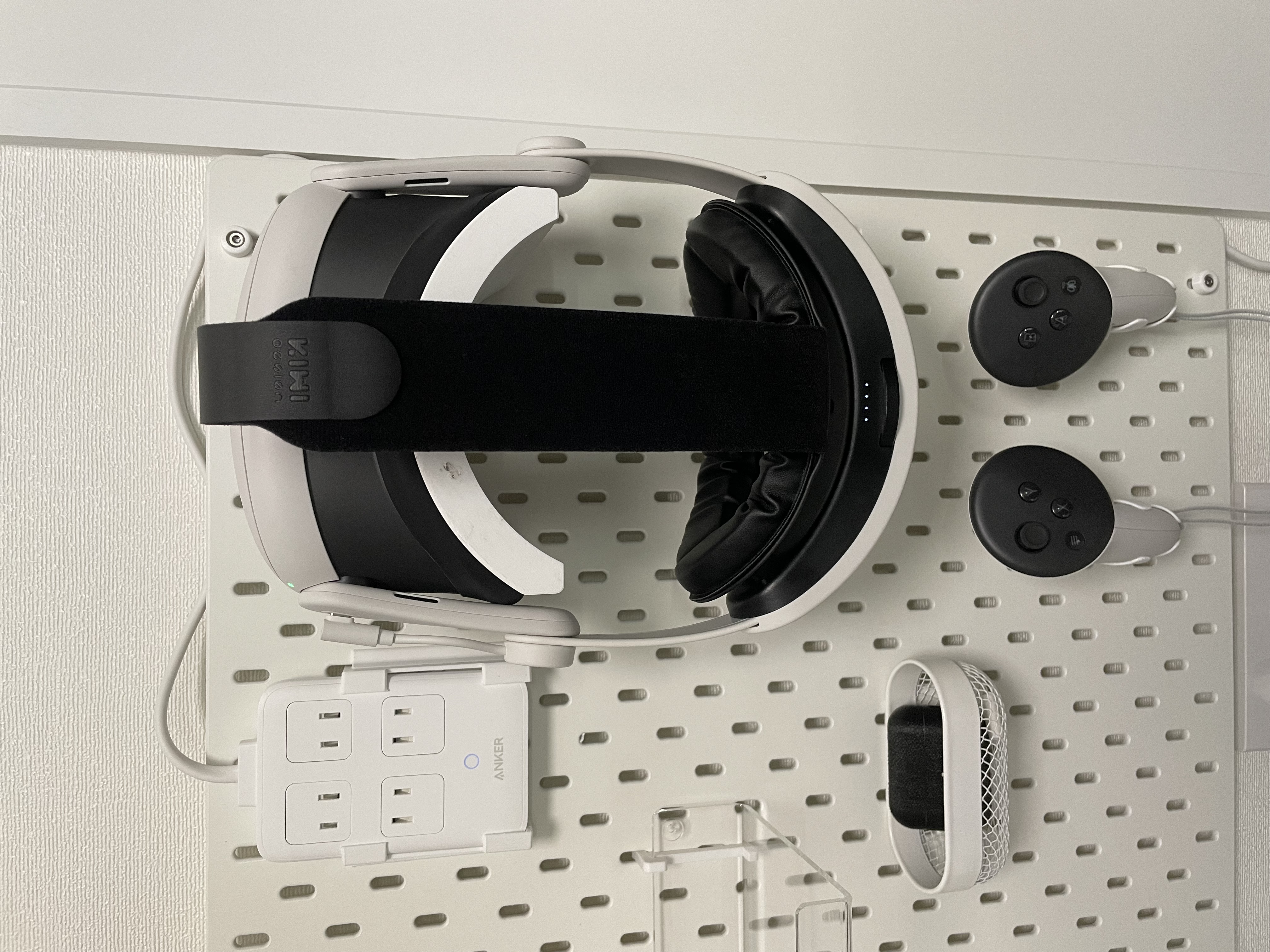 Meta Quest 3 Holder and Controller Bracket for IKEA Skadis Pegboard rev1