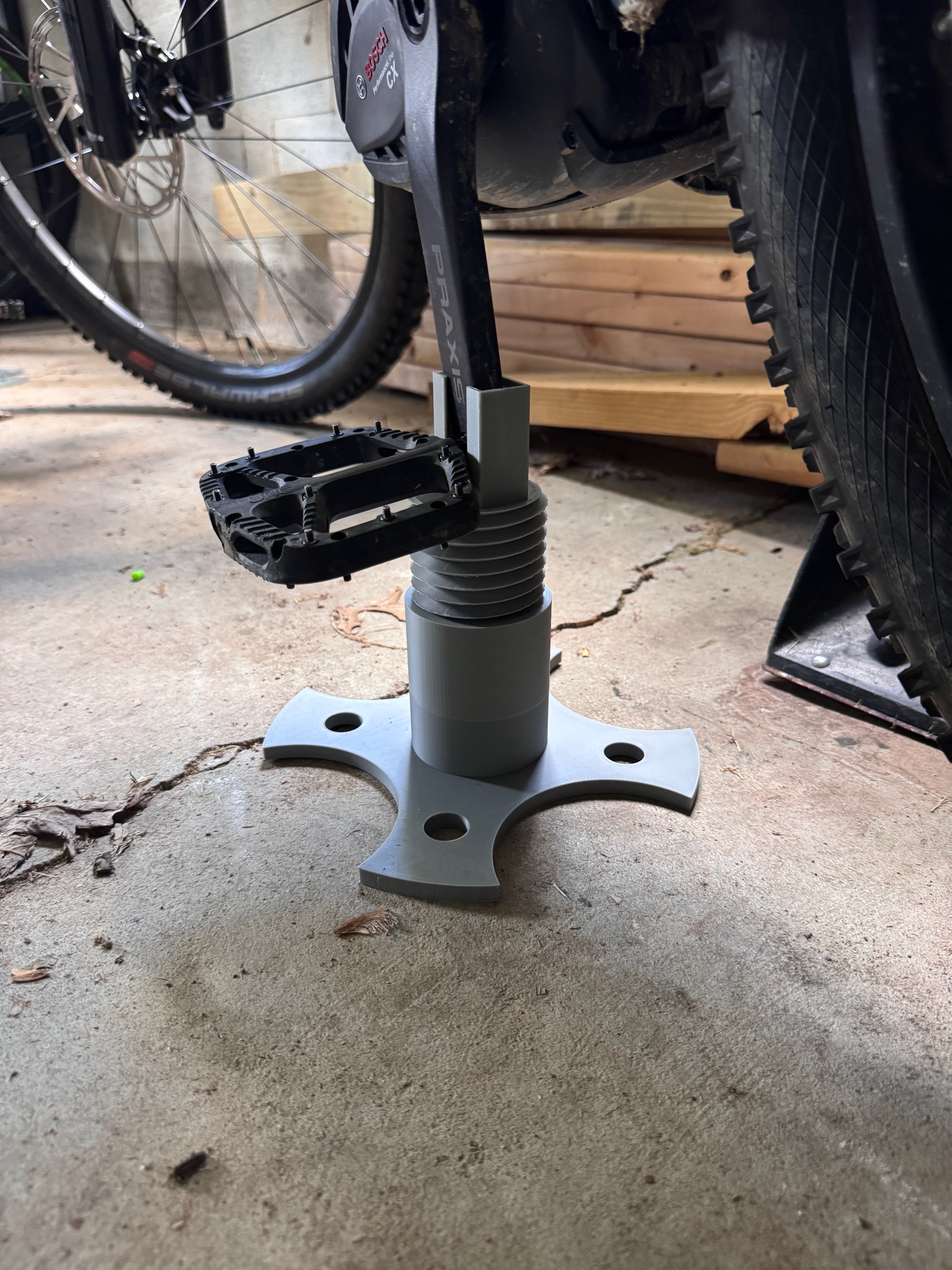 Adjustable Bicycle Pedal Hook Stand