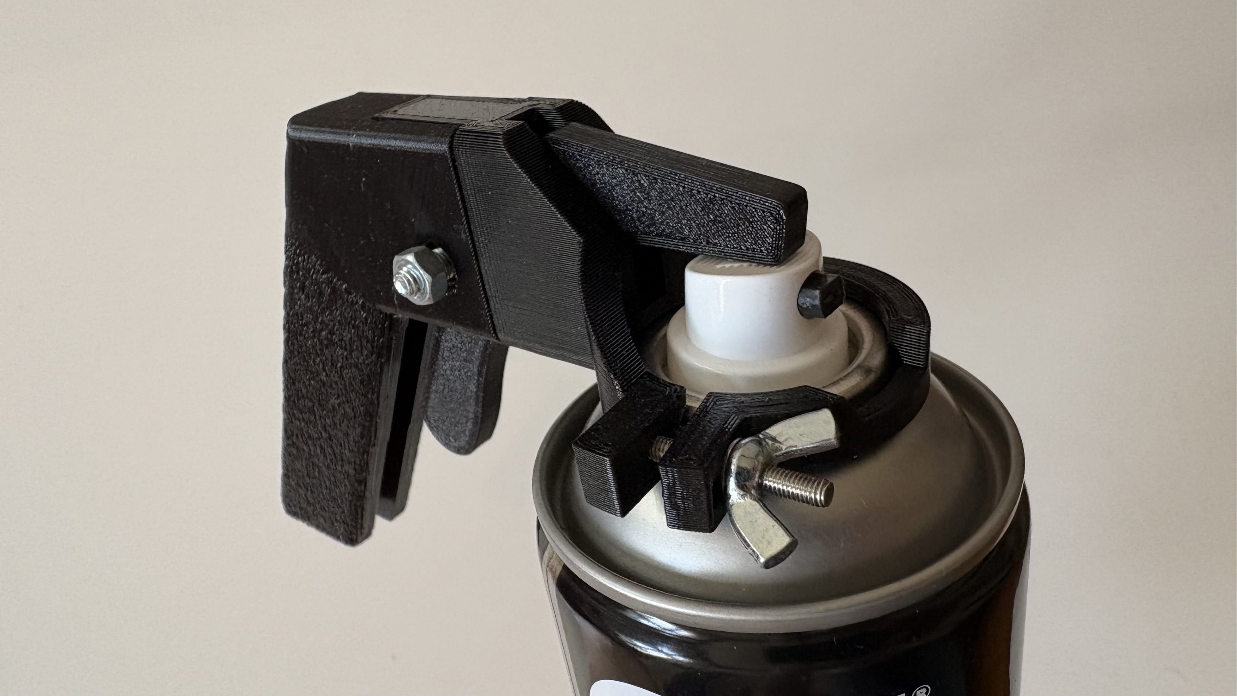 Spray Can Handle