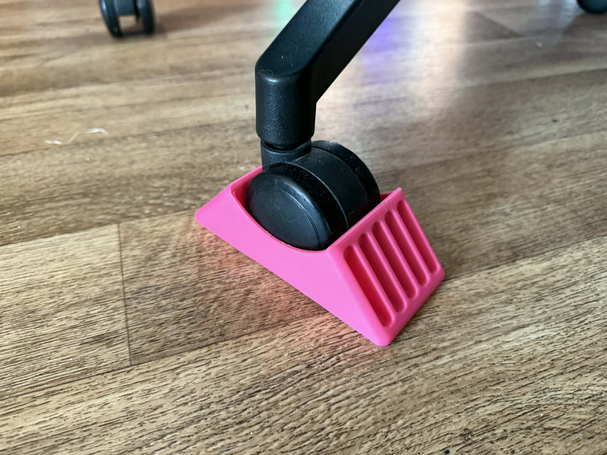 Brake for swivel chair - won't move