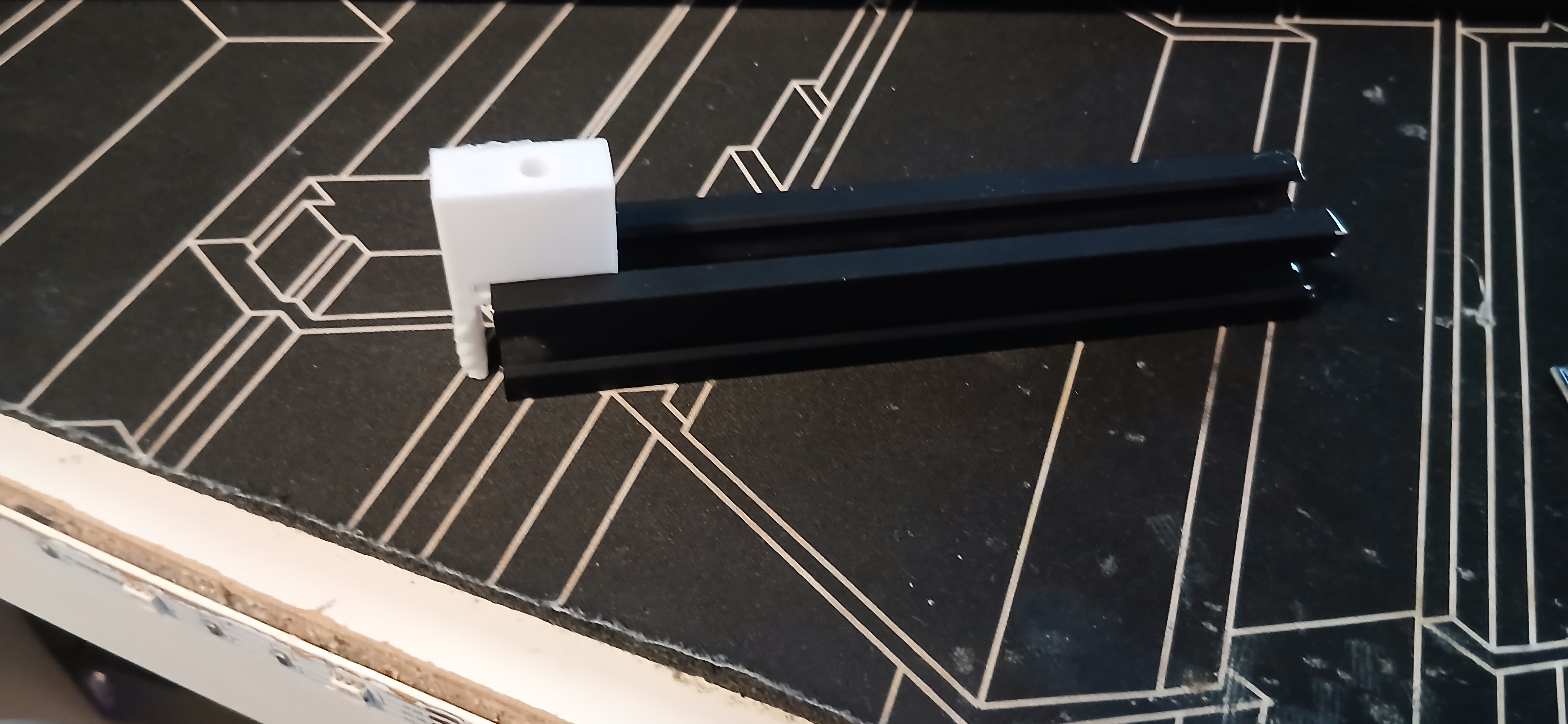 Extrusion Drill Guide 3D model