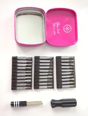 Minimalistic EDC screwdriver set. Parametric screwdriver handle and bit holder.