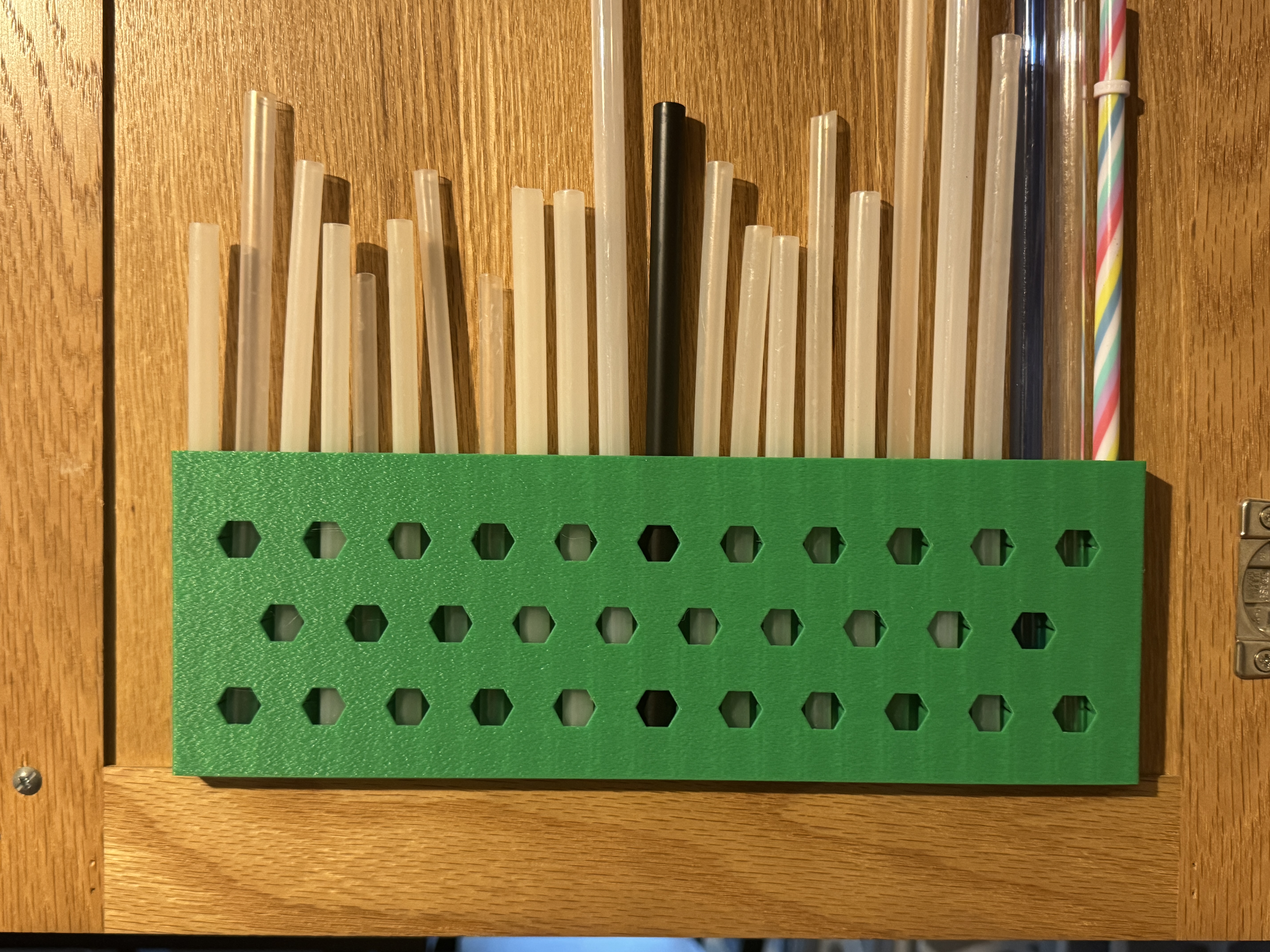 Low Profile Cabinet Door Straw Organizer
