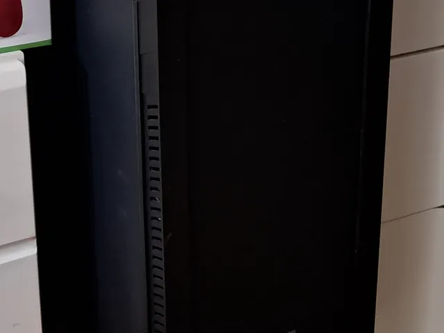 Simple PC Stand