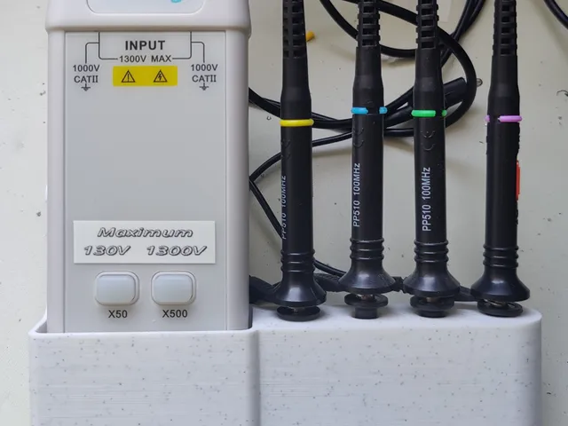 Storage for oscilloscope probes