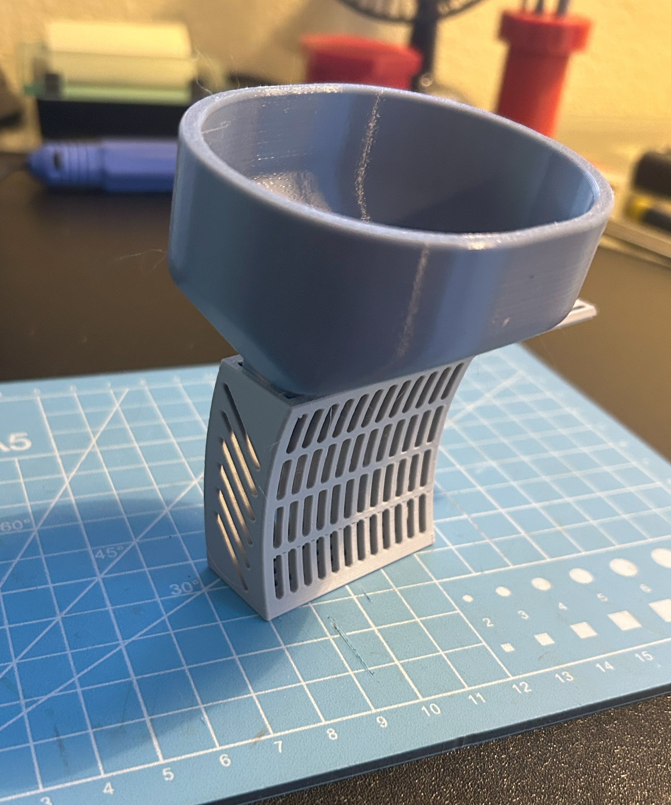 Dessicant holder (curved for outside of spool) with Funnel — miniatura 2