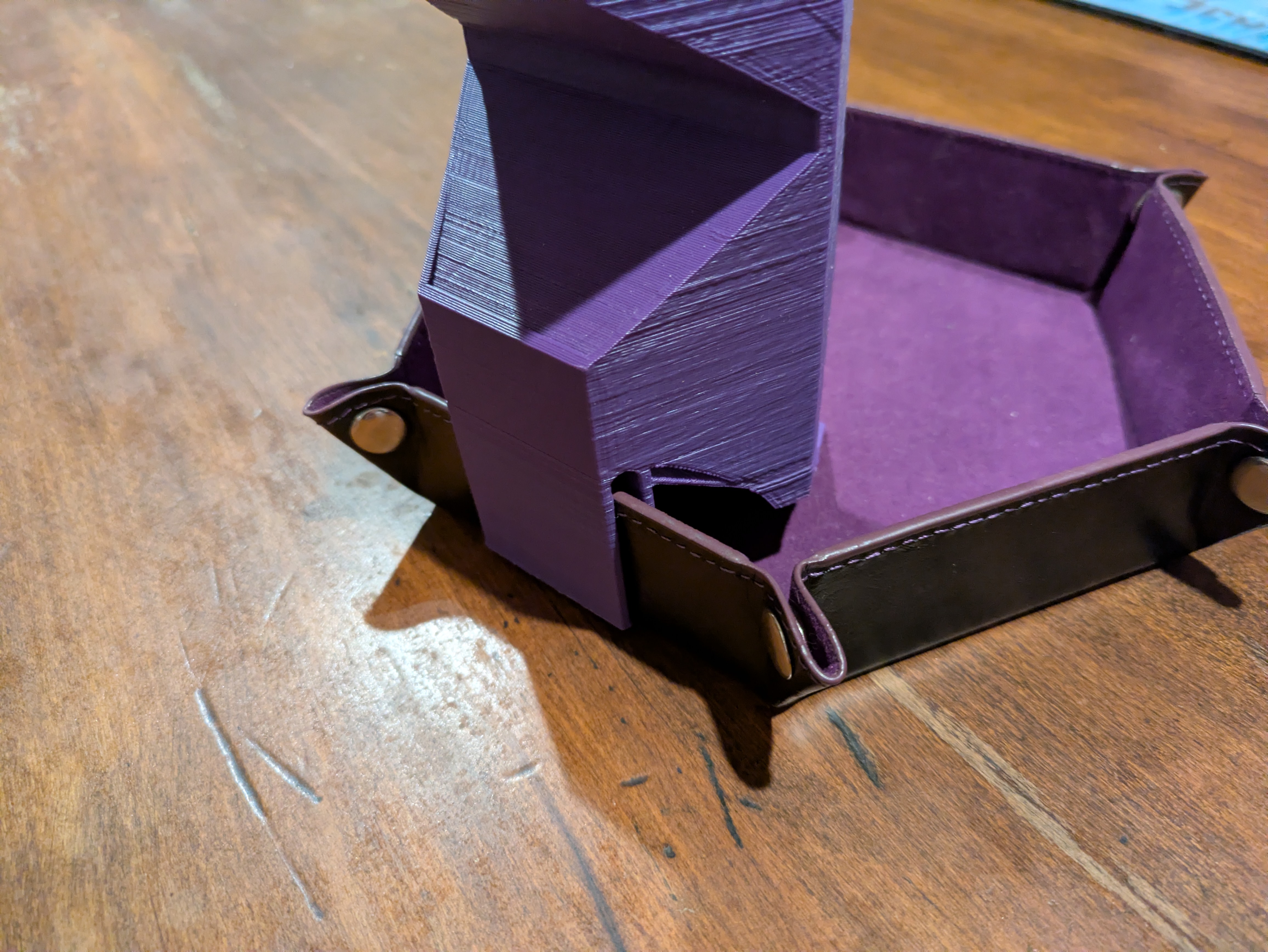 Miniatura 2 do modelo 3D Hex Dice Tower