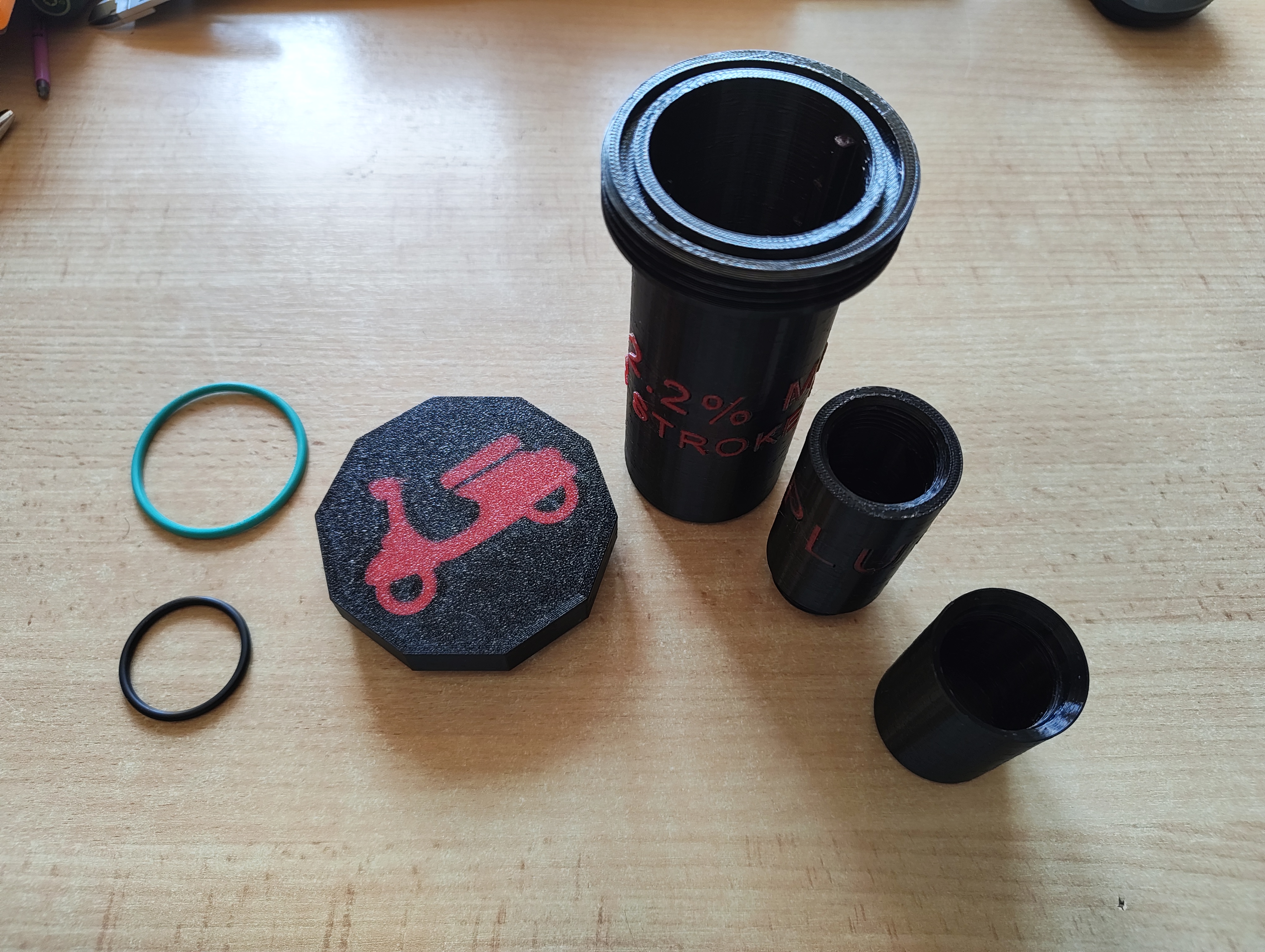 Measuring Cup for 2Stroke Oil, Messbecher 2Takt Öl (1:45/1:50)