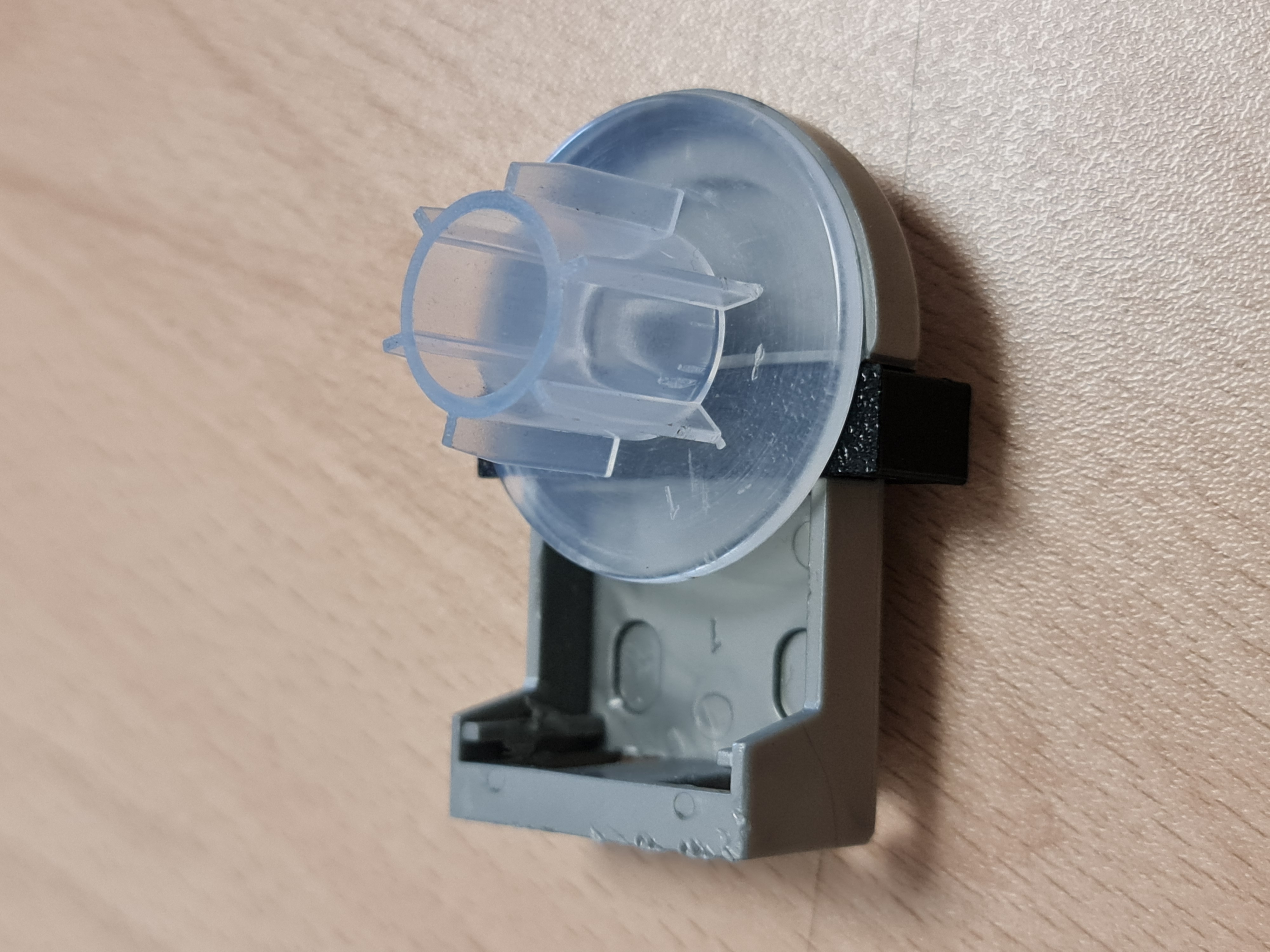 Фиксатор роликовых штор. Roller blind support clamp