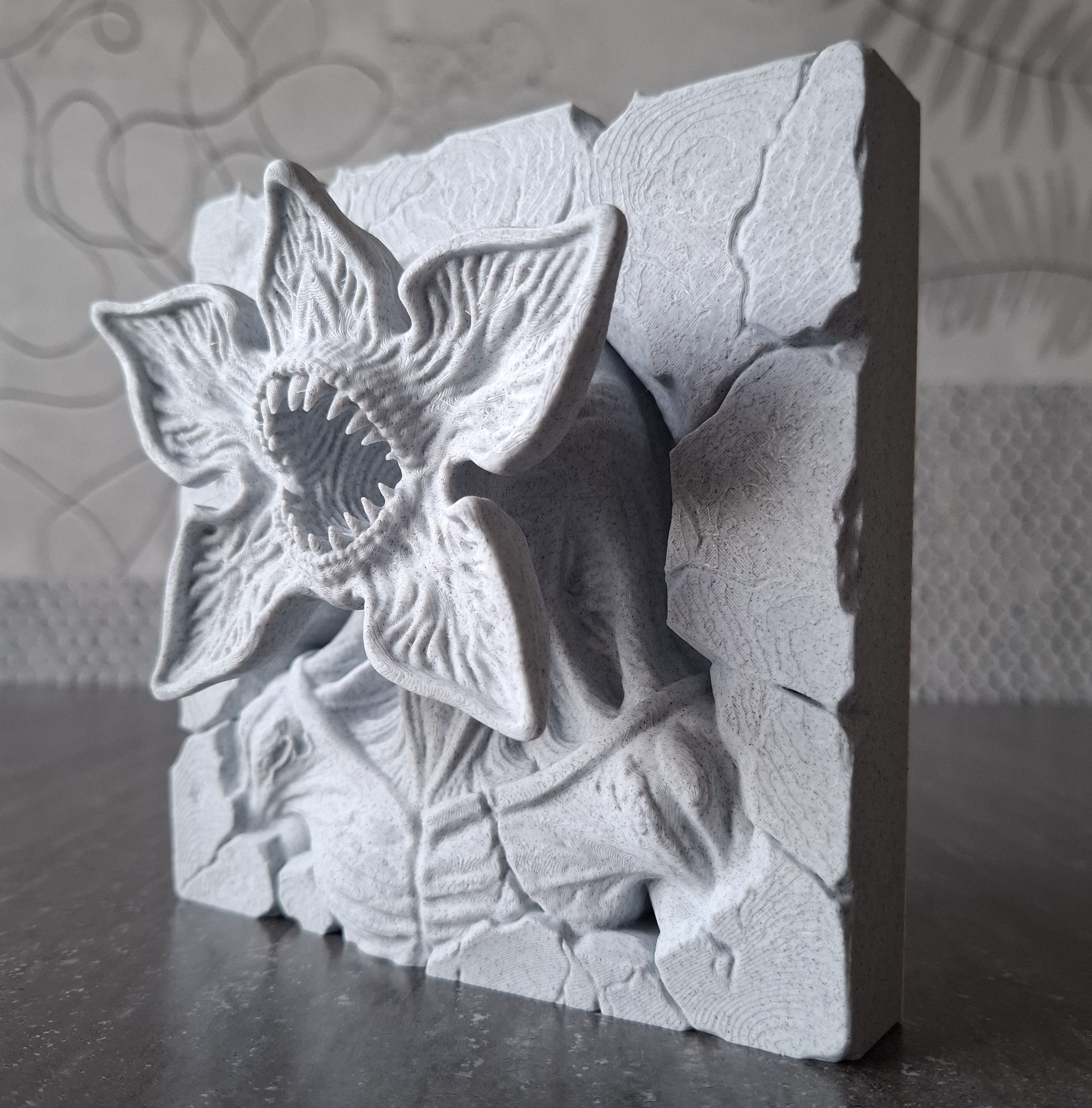 Demogorgon (Stranger Things) - Relief Sculpture
