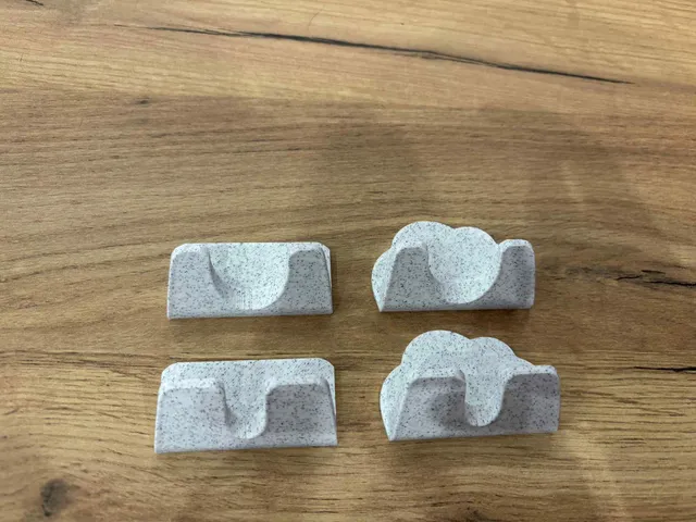 Simple and Cloud Razor Holder