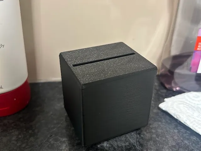 Sharps Disposal Box for Safety Razors