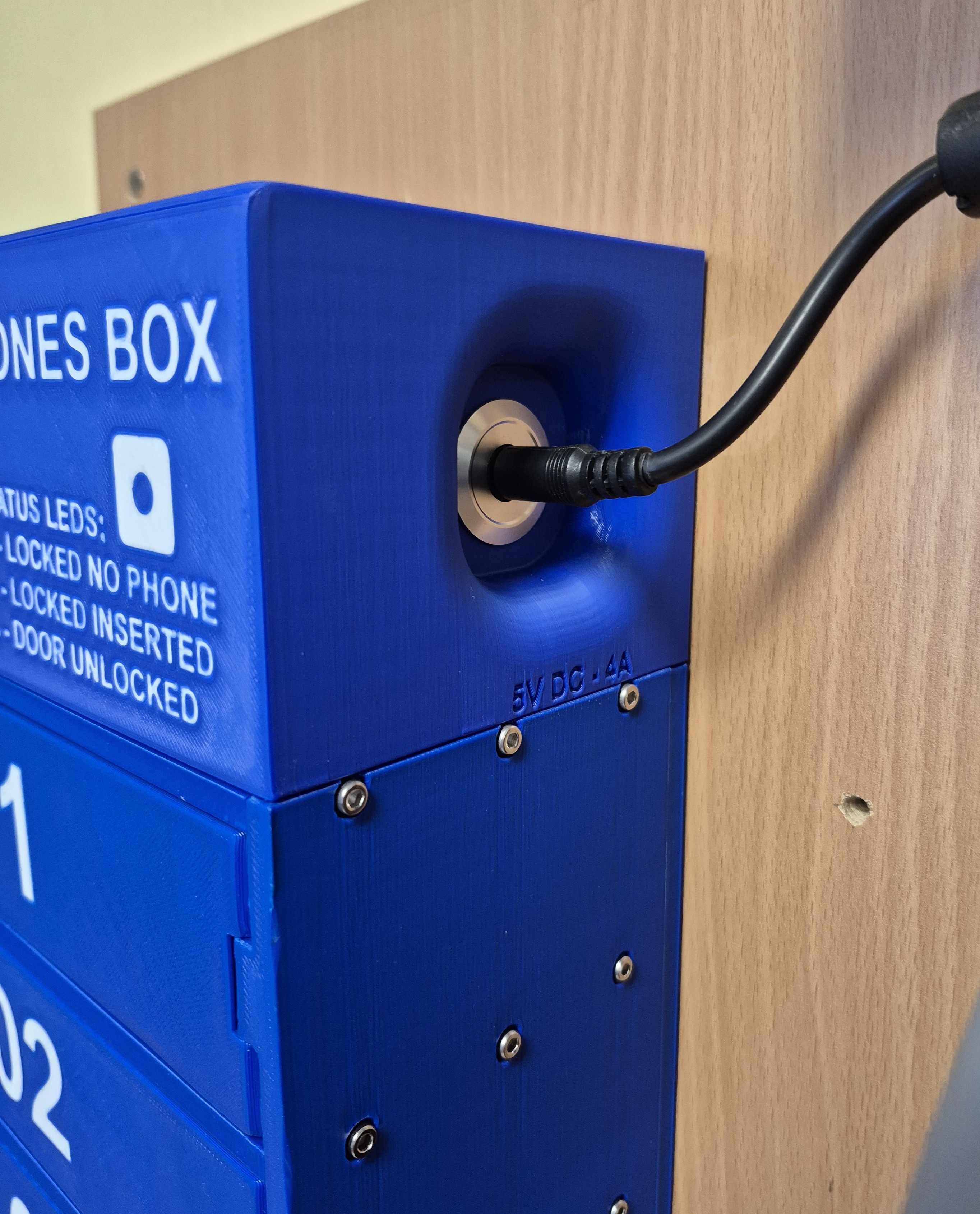Mobile phone box — thumbnail 26