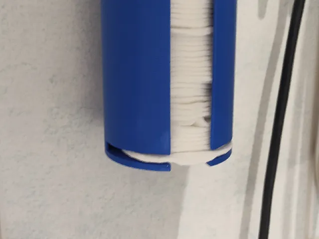 Makeup remover pad holder / Držák na odličovací tampony
