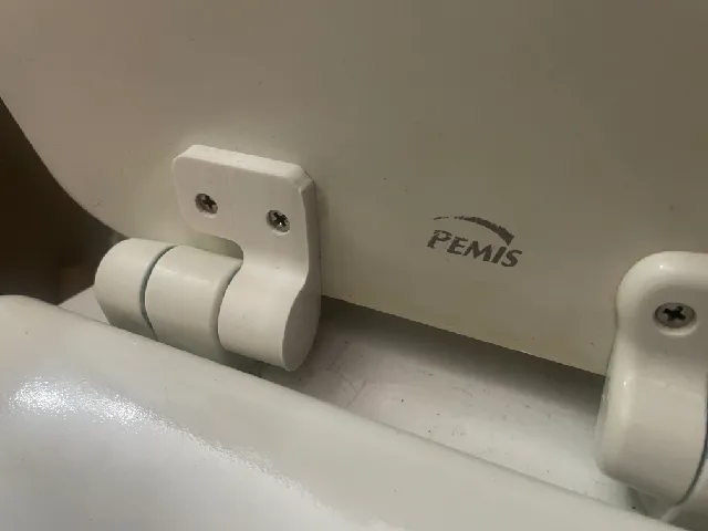 Replacement Left Hinge Part for Bemis Toliet Seat