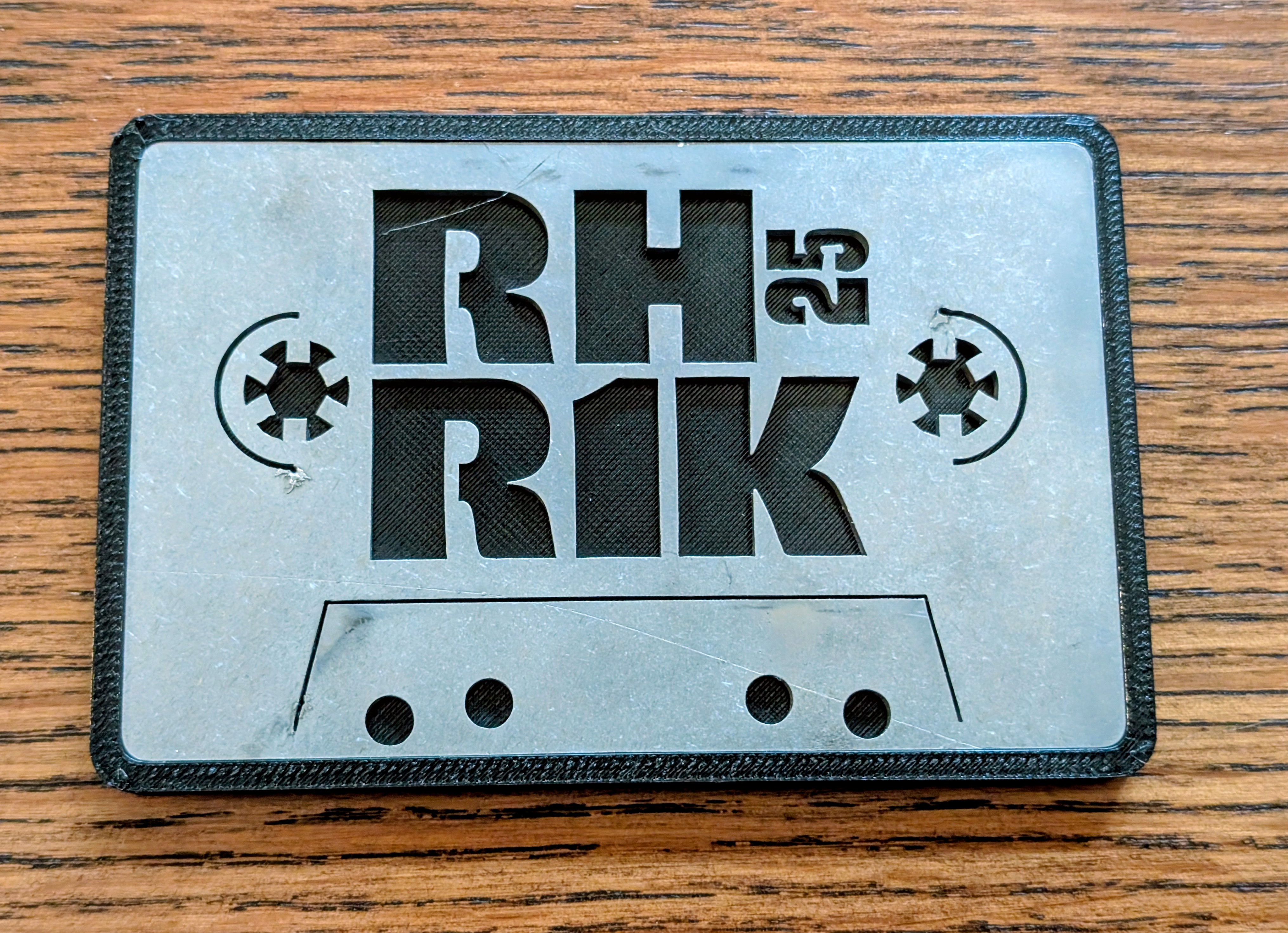 RHR1K 2025 Finisher Award Magnet Holder