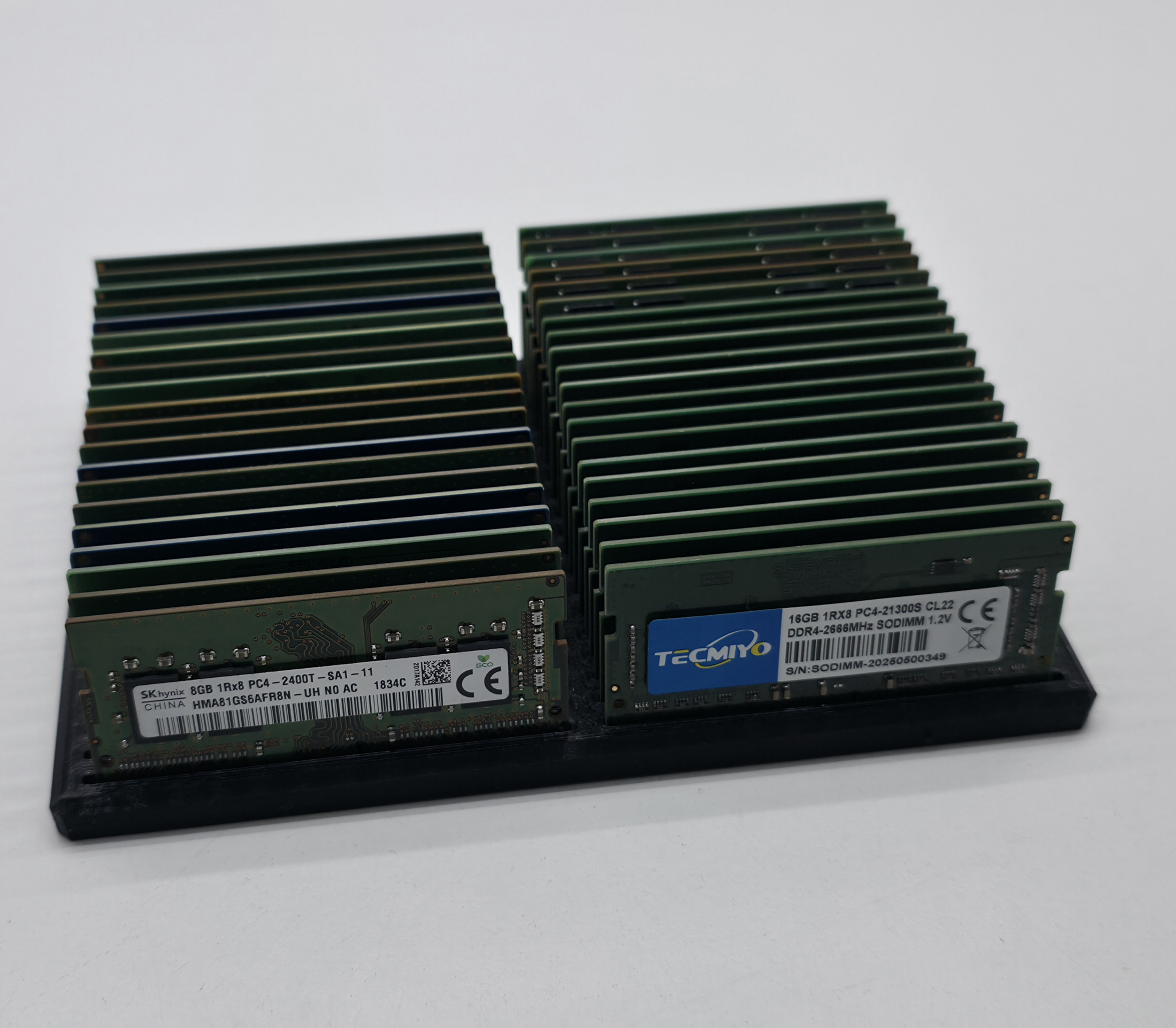 40pcs Laptop DDR4 RAM holder tray organizer