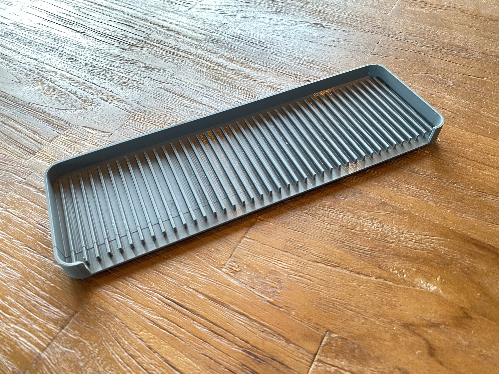 Very long soap / sponge tray / holder
