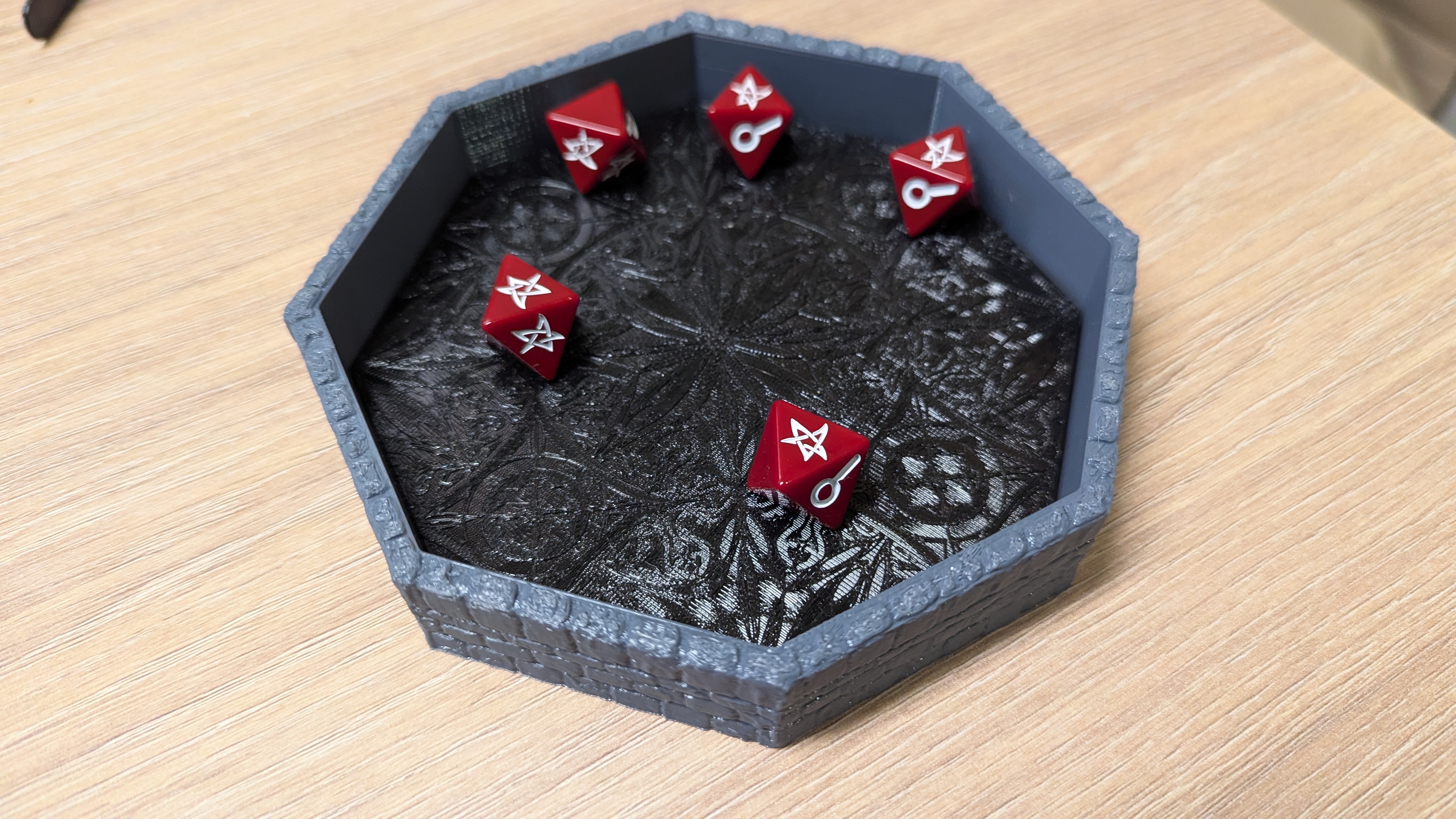 Custom pattern TPU bed for Octagonal Dice Tray — miniatura 2