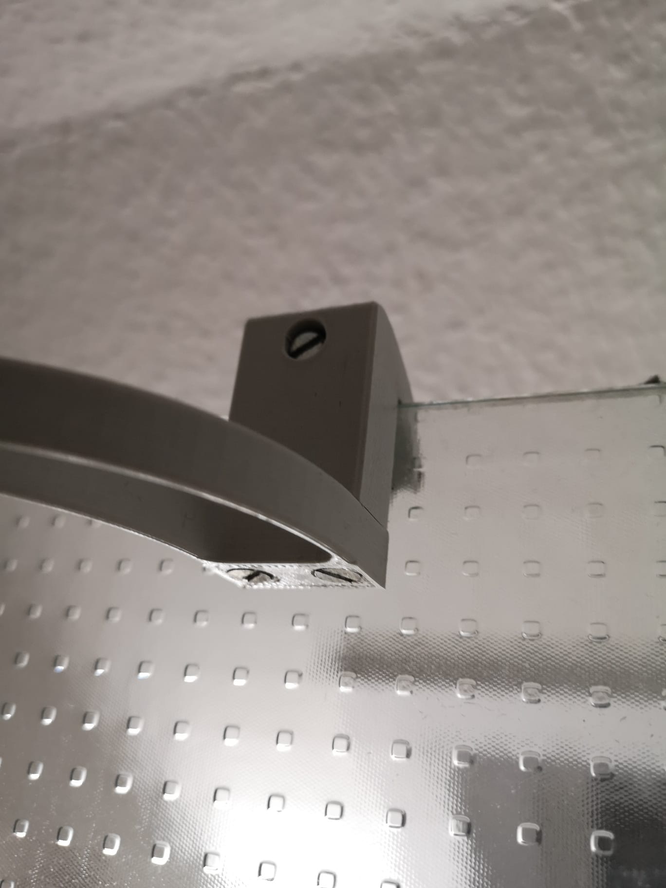 Miniatura 3 do modelo 3D Springed door stopper shower