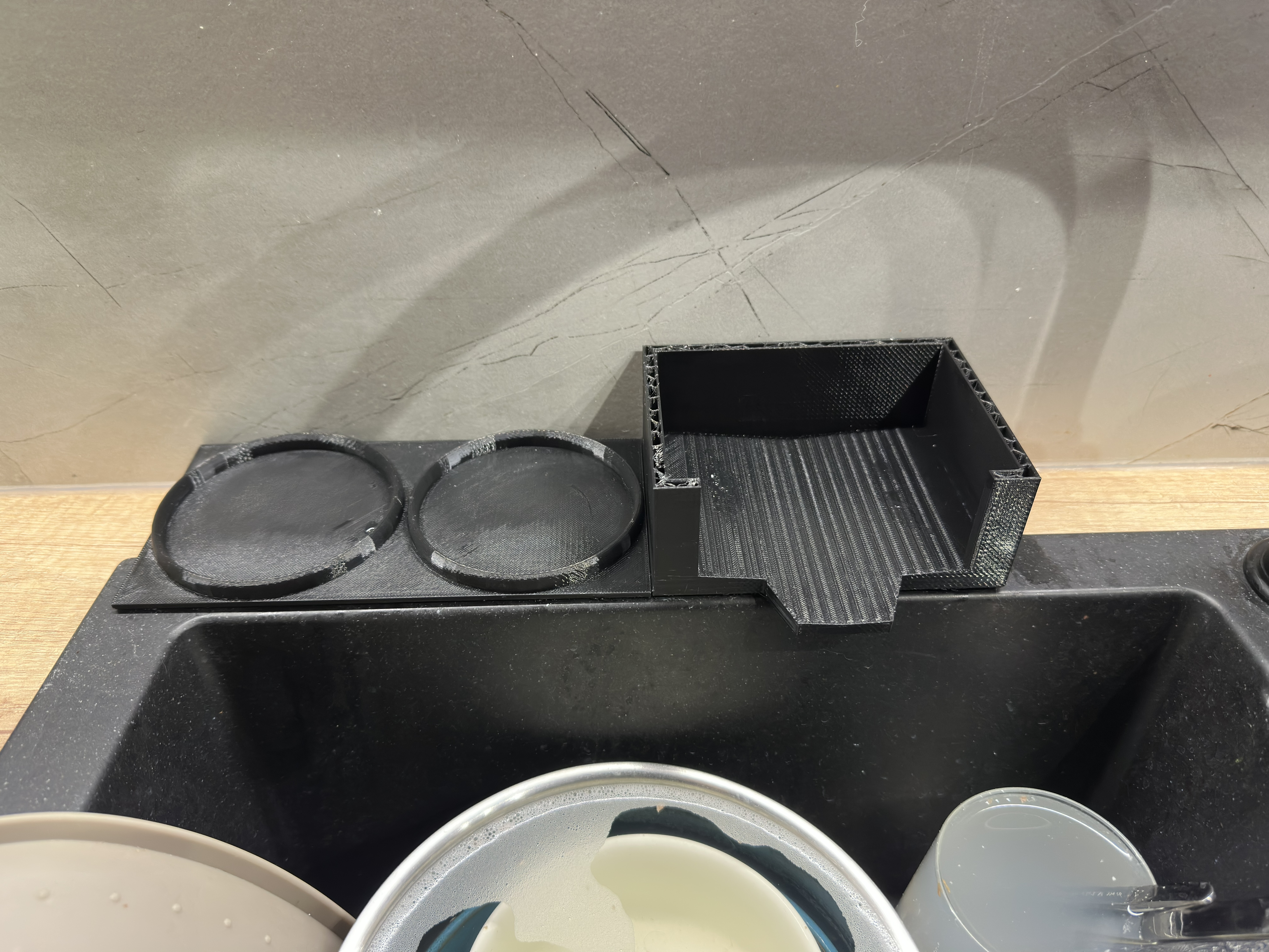 Soap and wahing sponge tray