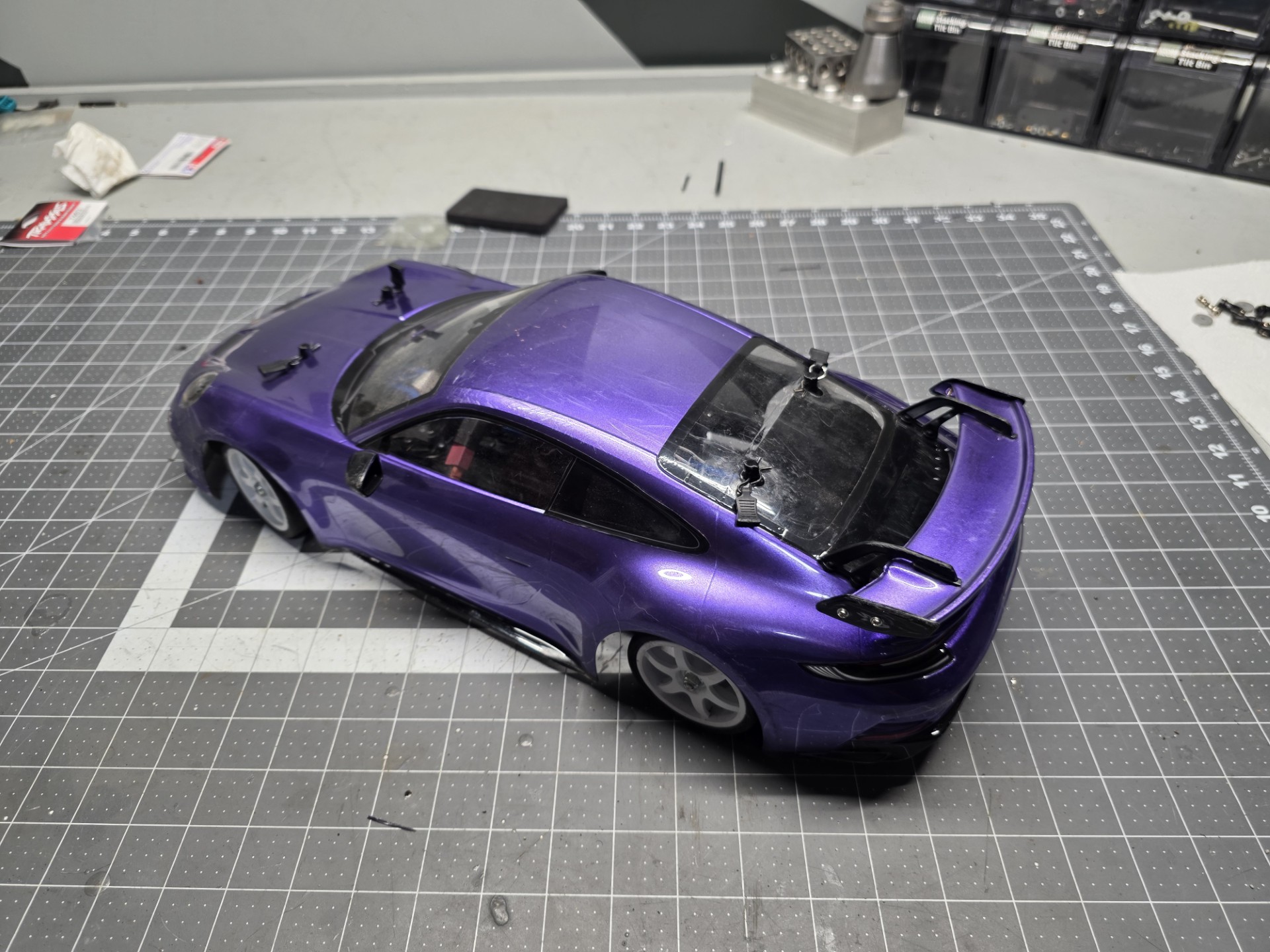 Tamiya TT-02 Porsche GT3 Clipless conversion