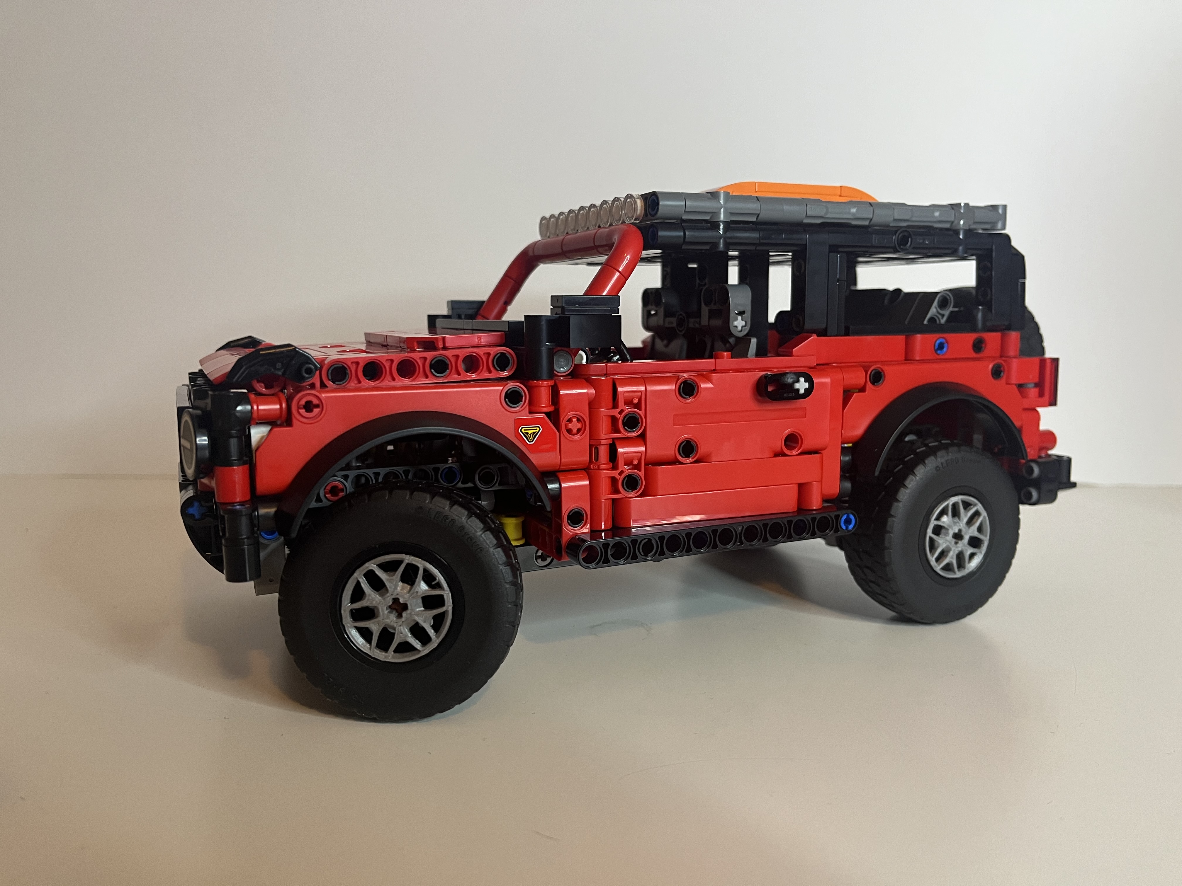 Wheel rims for Lego Bronco #42213