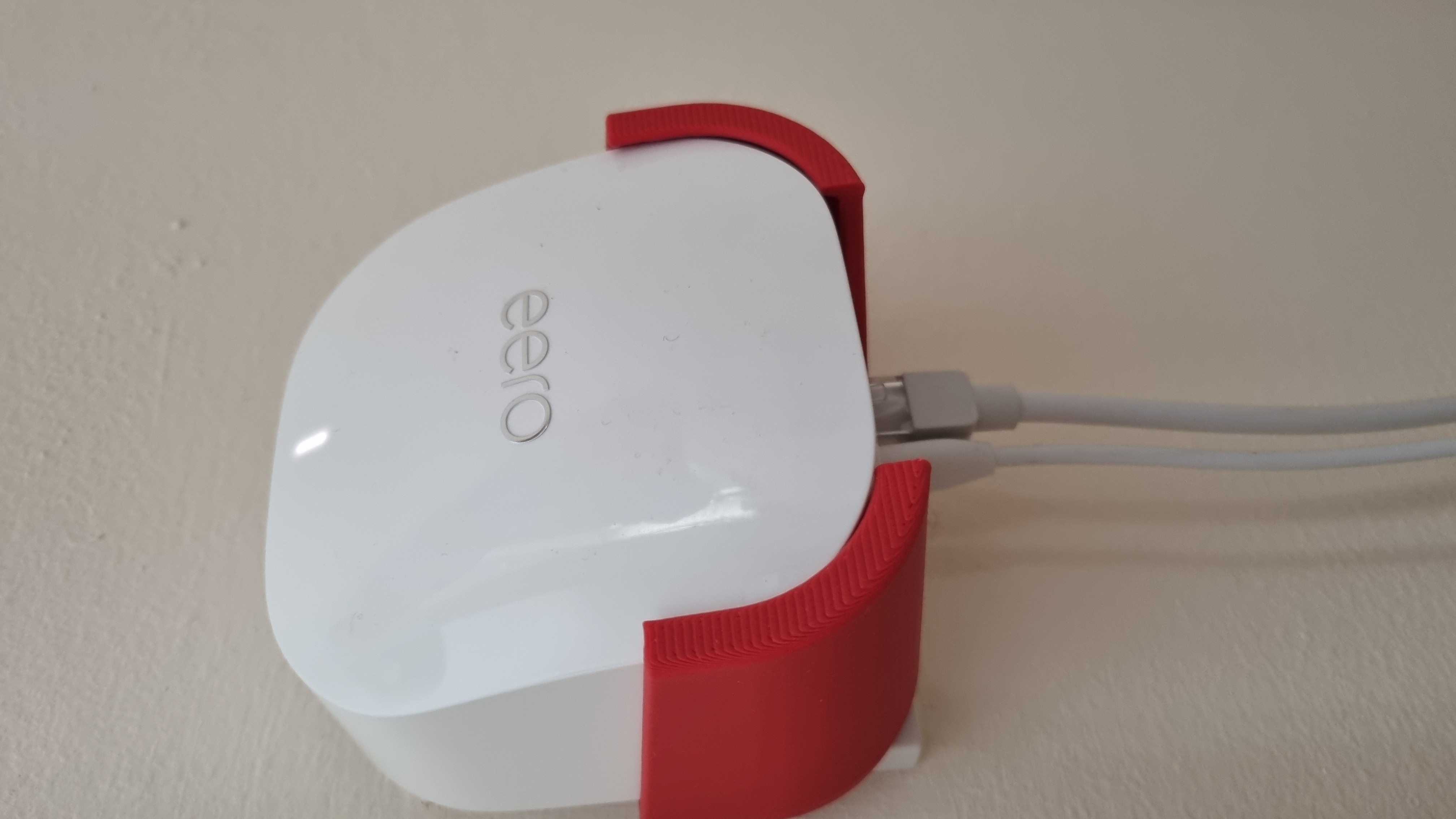 EERO 6 UK Wall Mount