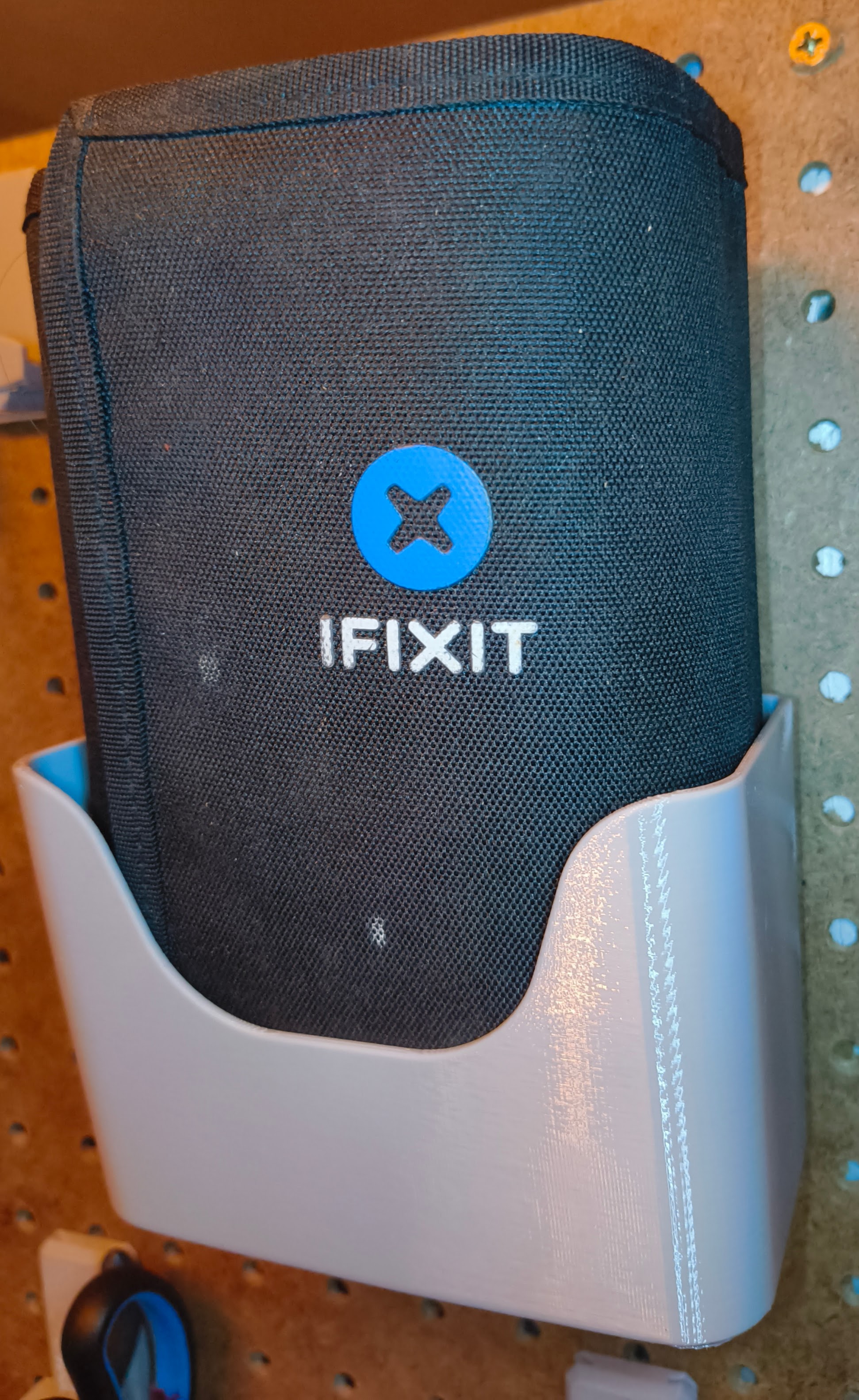 iFixit Pro Tech Toolkit mount (Sy's Peglock) 3D model thumbnail
