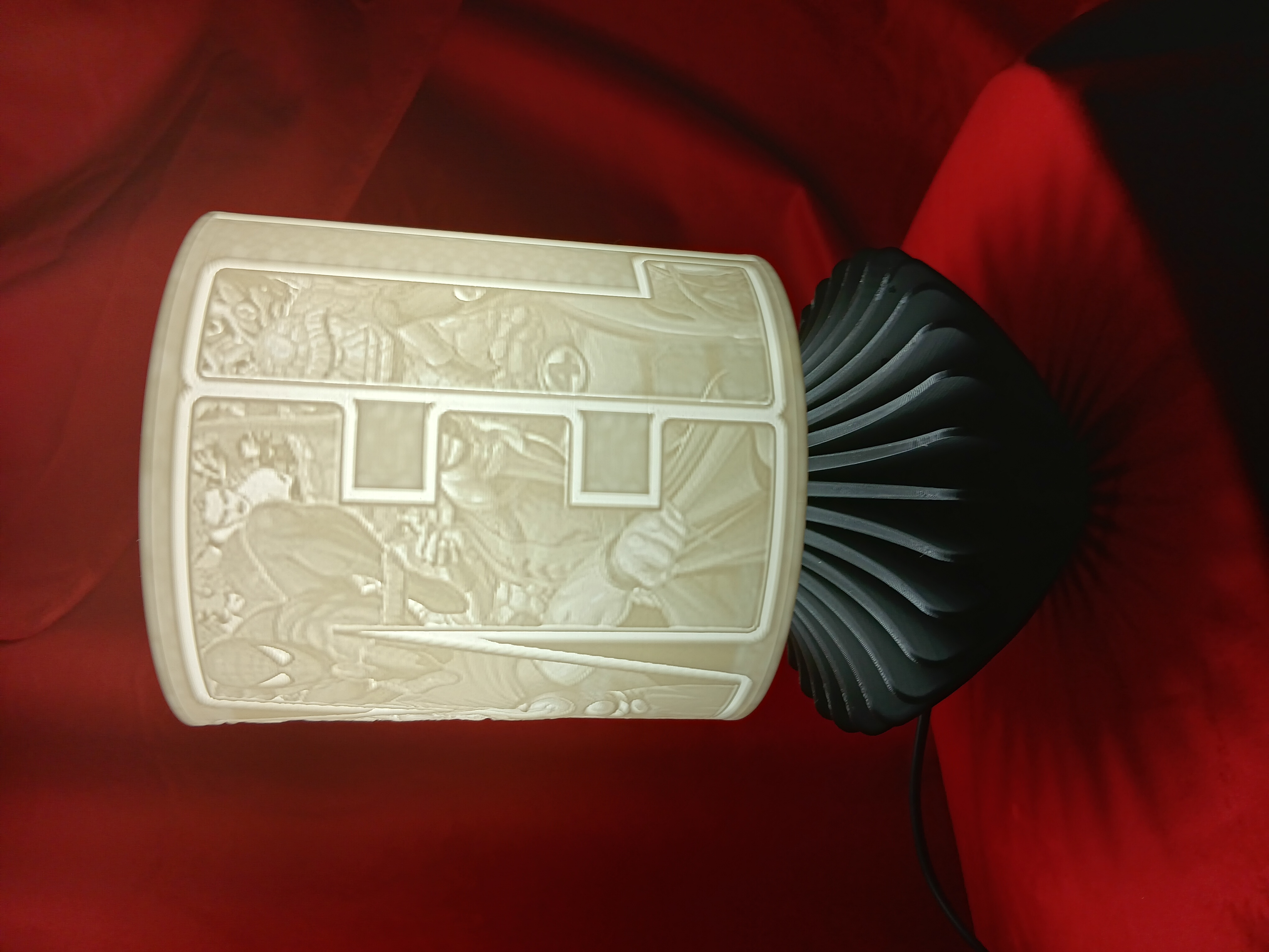 Marvel Hero's Lamp