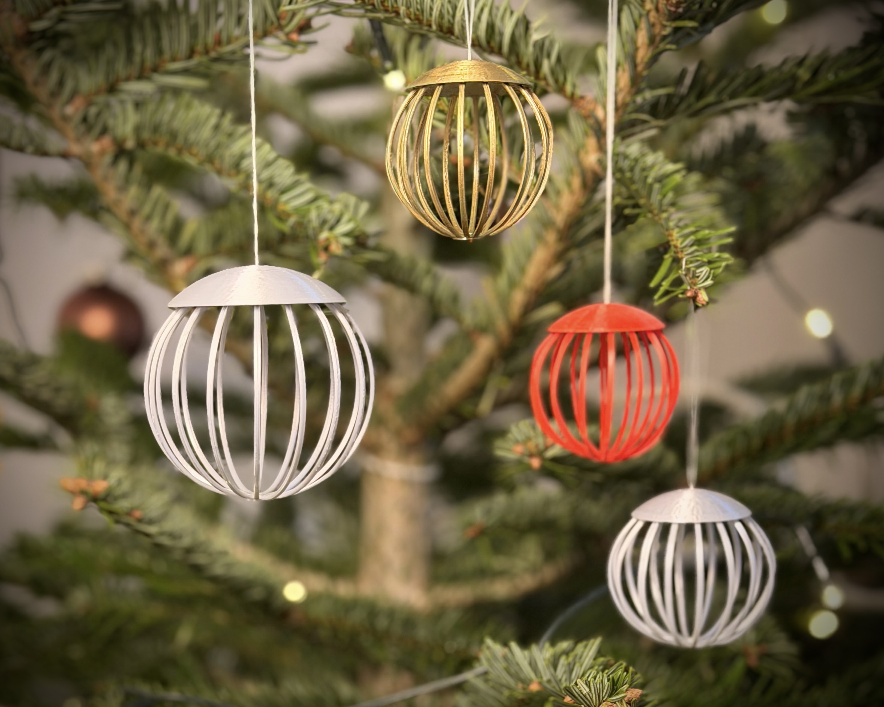 Minimal Tree Ornament Connector – Easy Interlocking Assembly