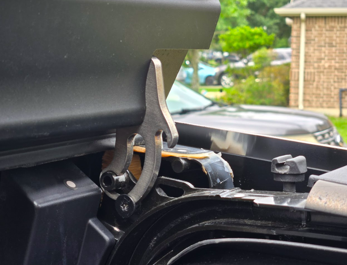 Cybertruck Applique Hinge