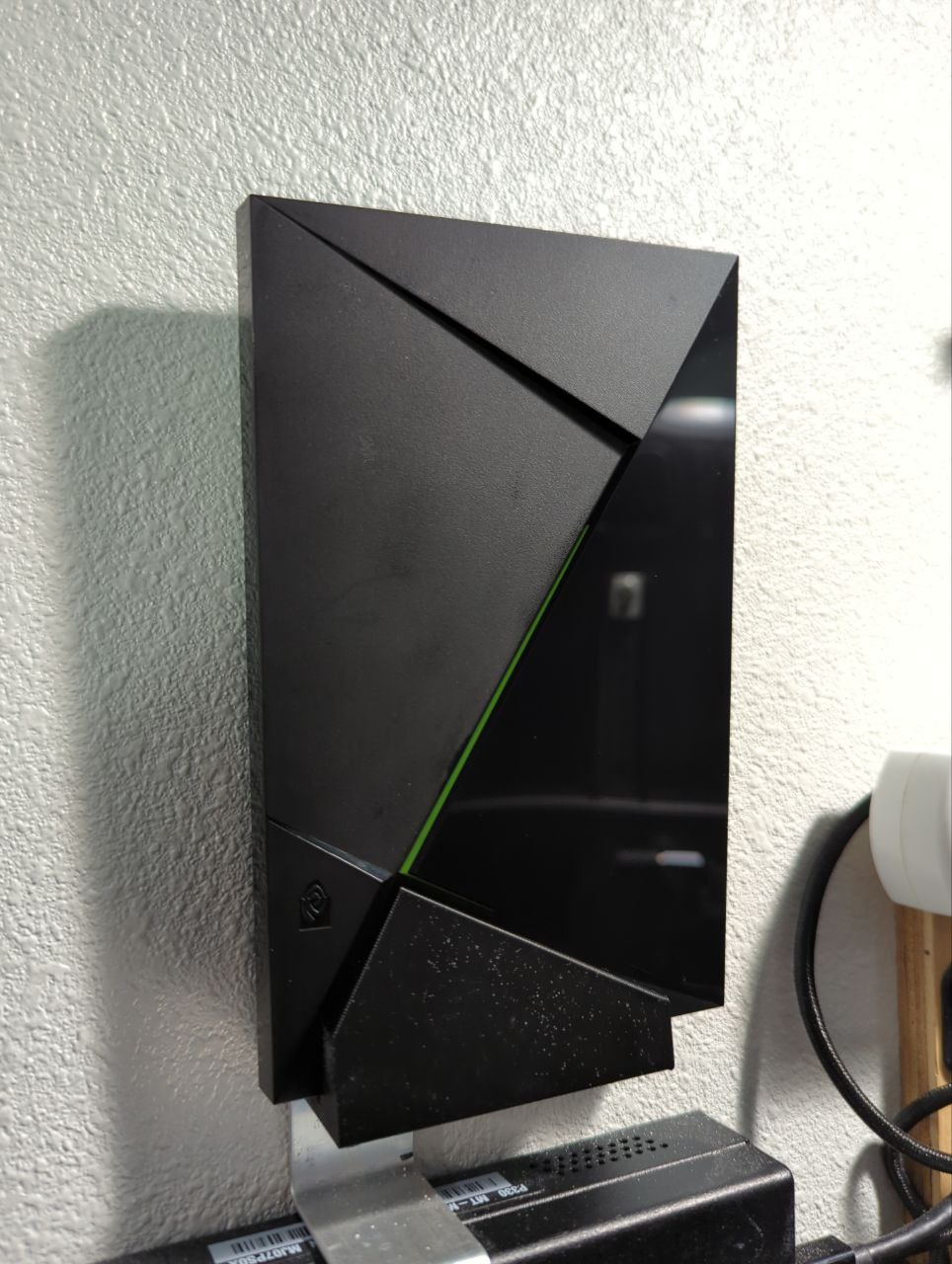 Nvidia Shield TV Pro wall mount - upside down