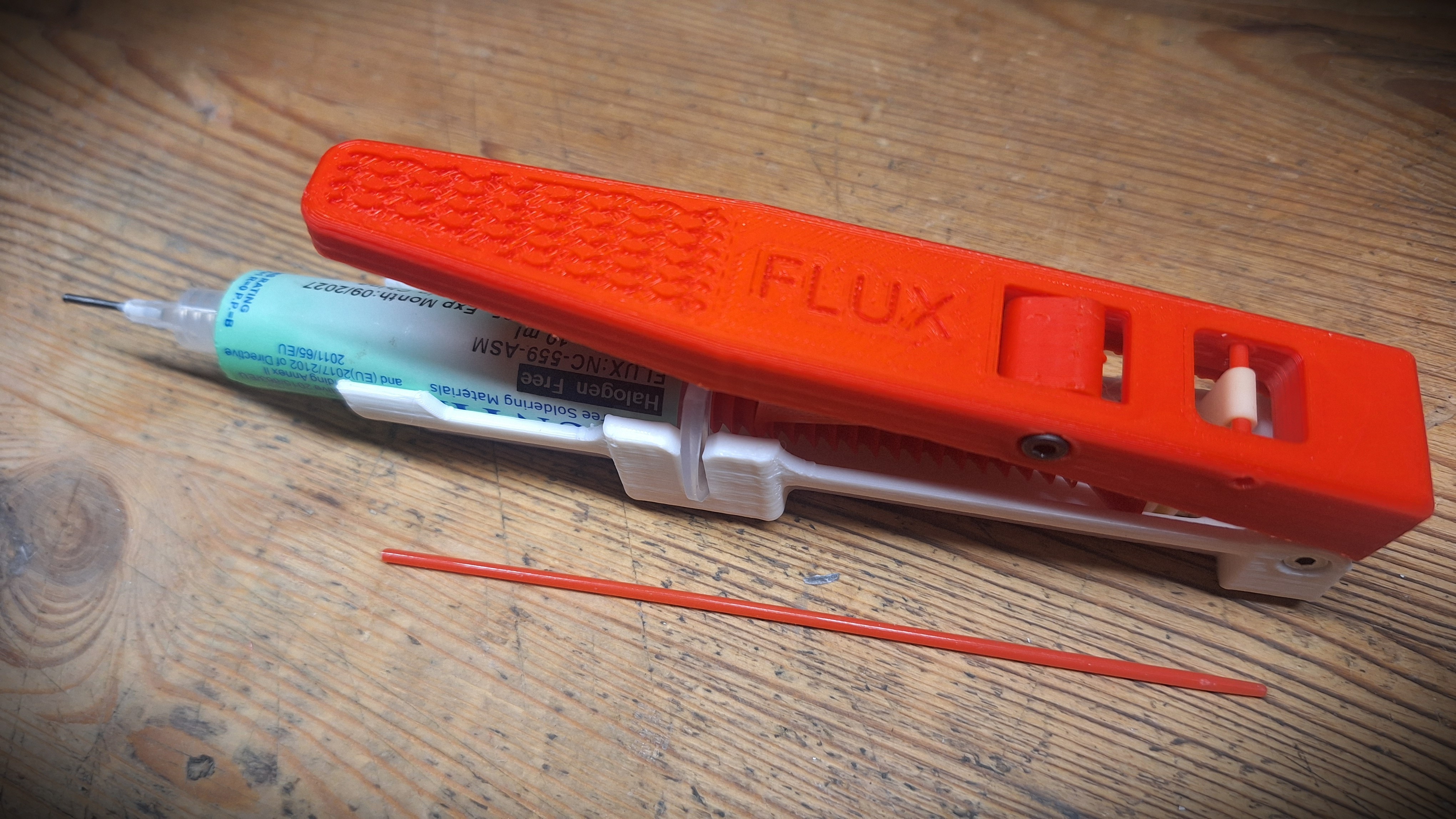 Flux and Solder Paste Dispenser - REMIX