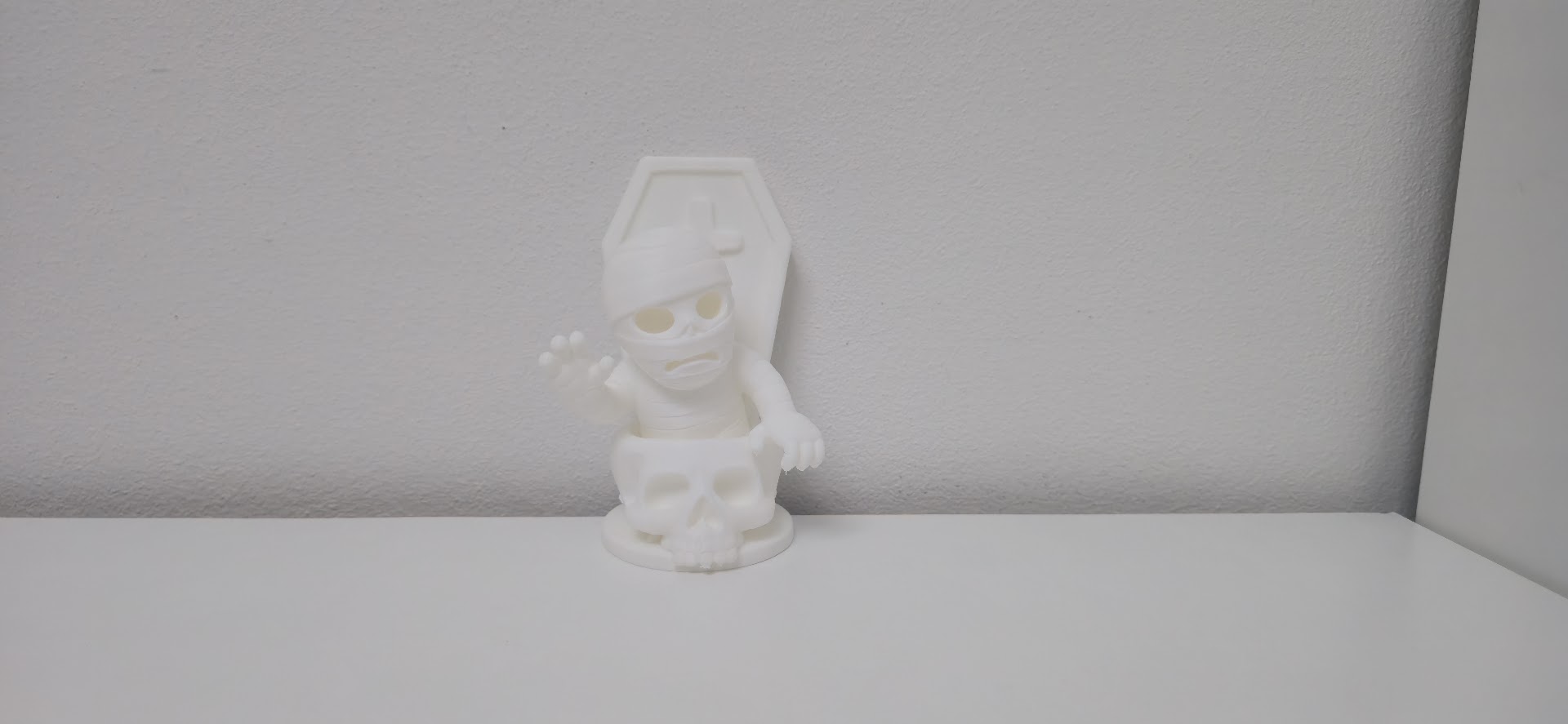 Halloween Mummy Rising from Coffin – Creepy Figurine